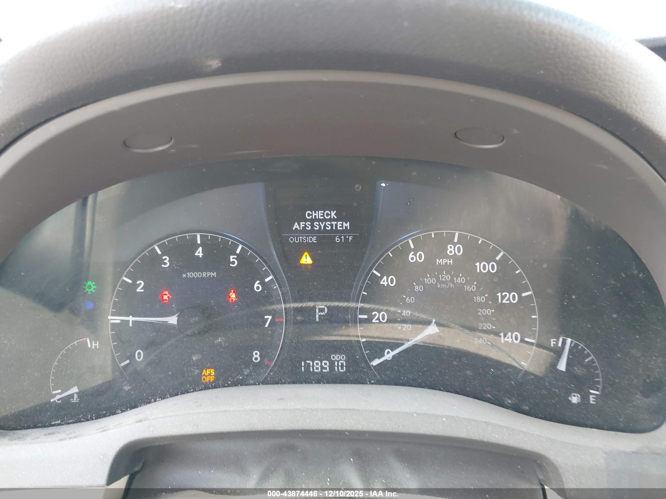 LEXUS RX image 7