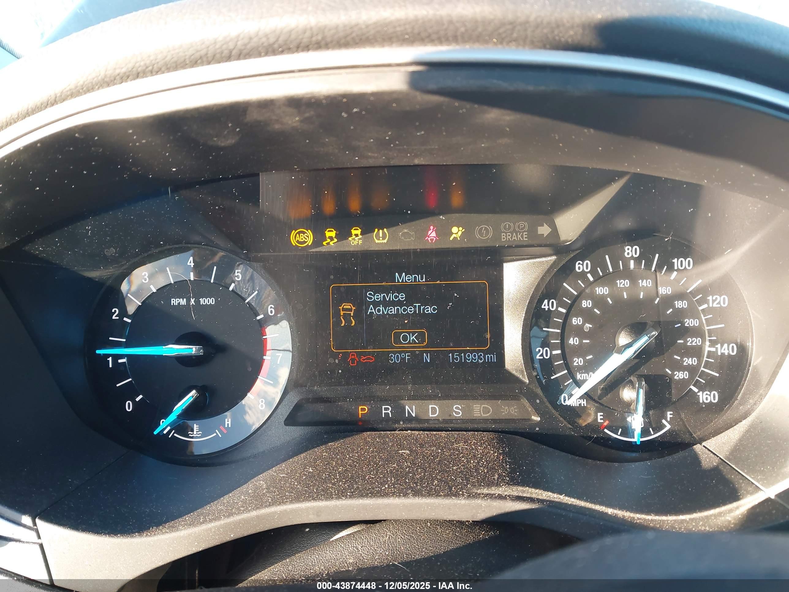 FORD FUSION image 7