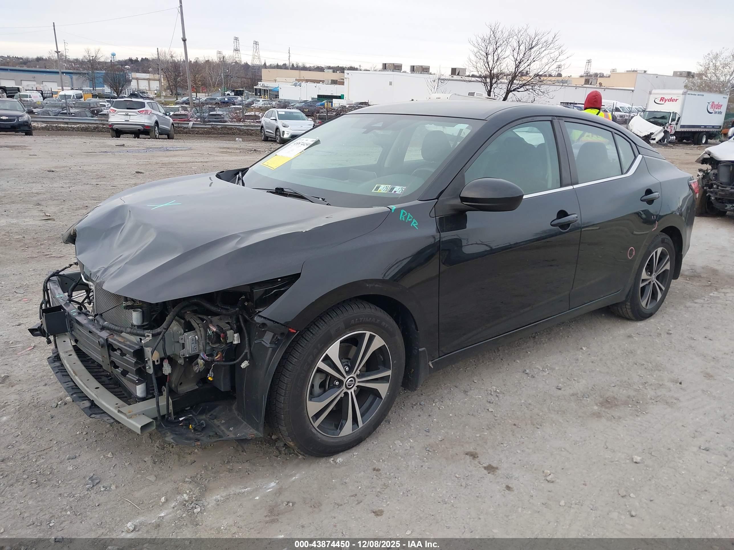 NISSAN SENTRA image 2