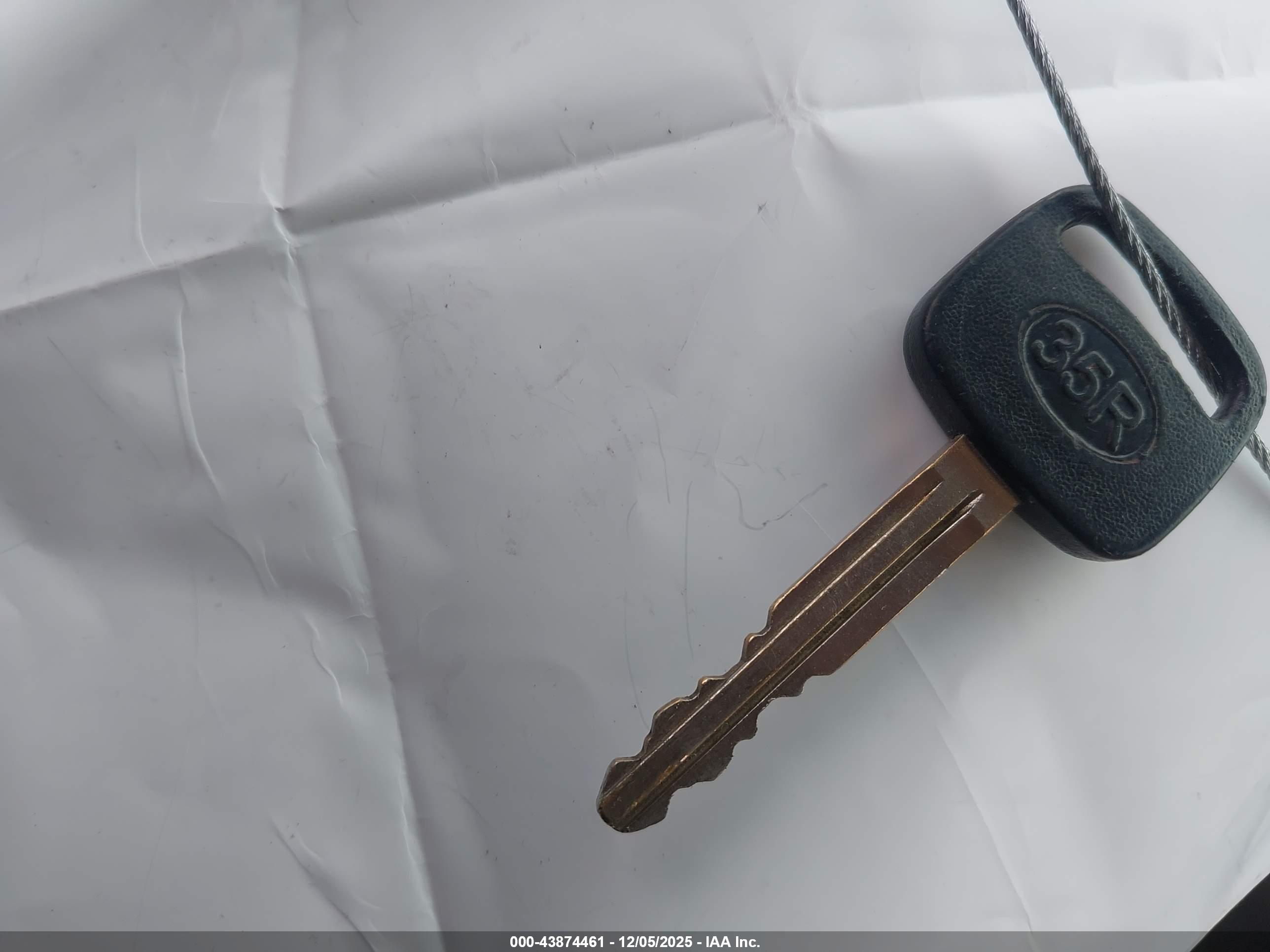 TOYOTA COROLLA image 11