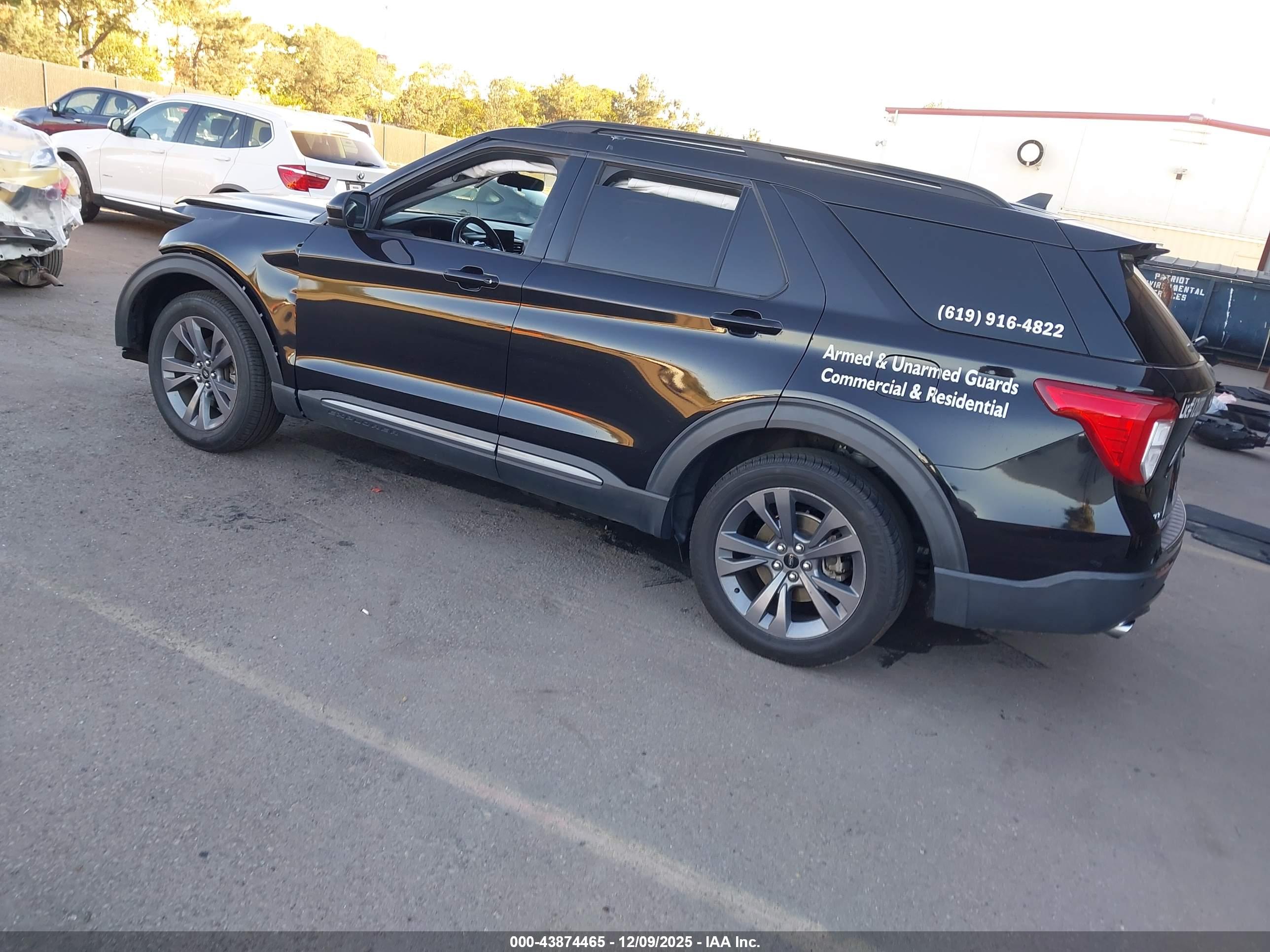 FORD EXPLORER image 3