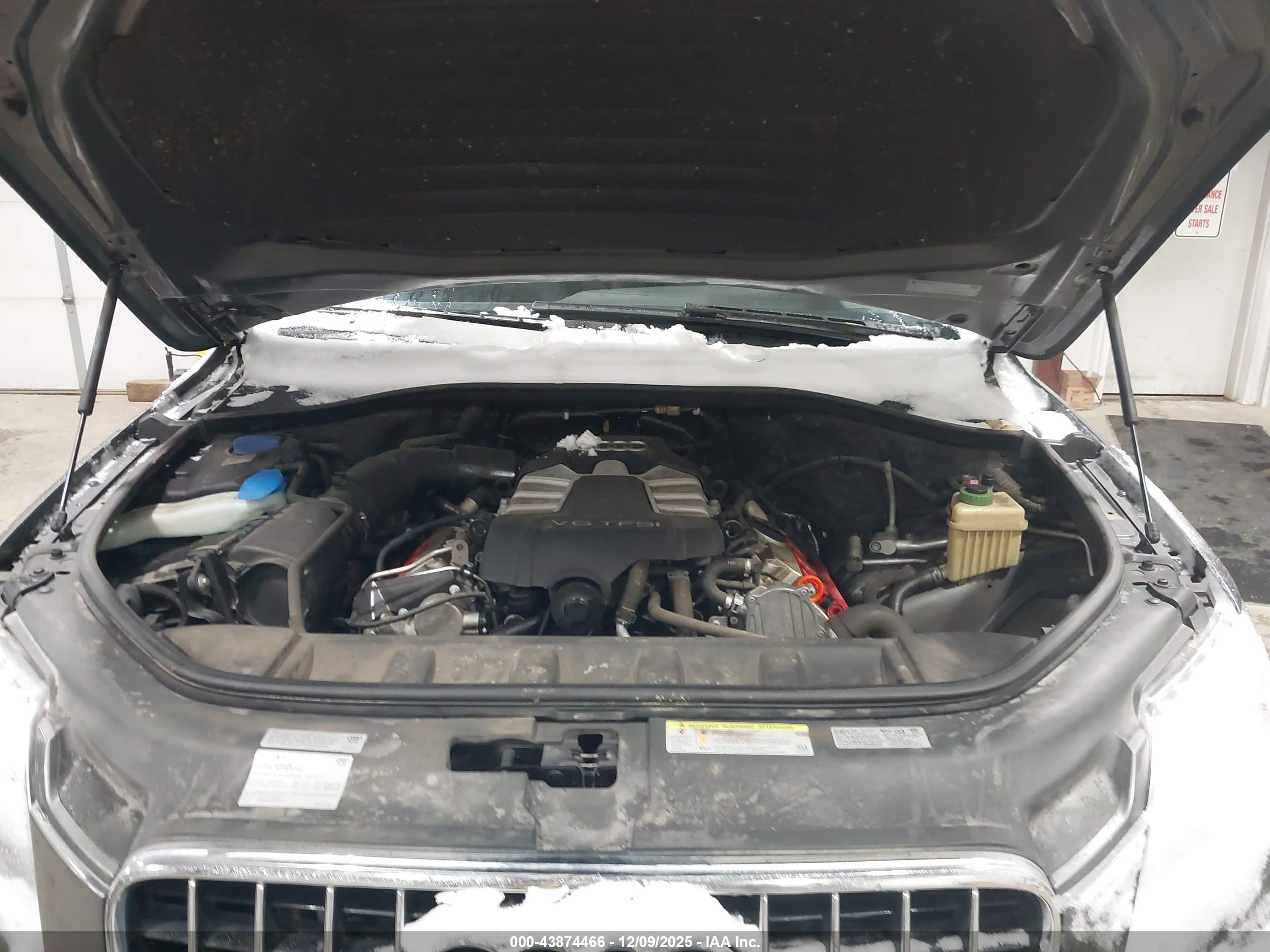 AUDI Q7 image 10