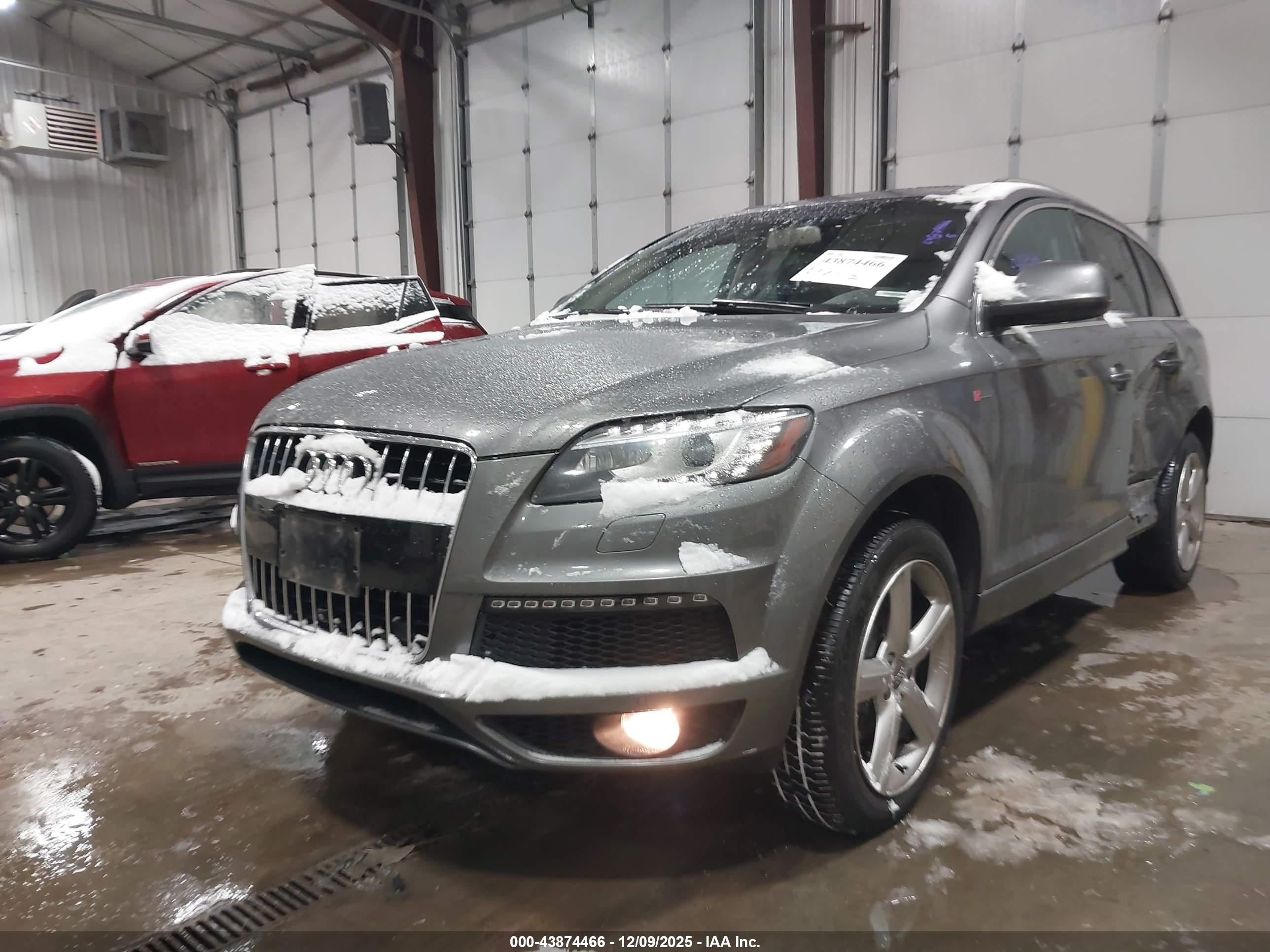 AUDI Q7 image 2
