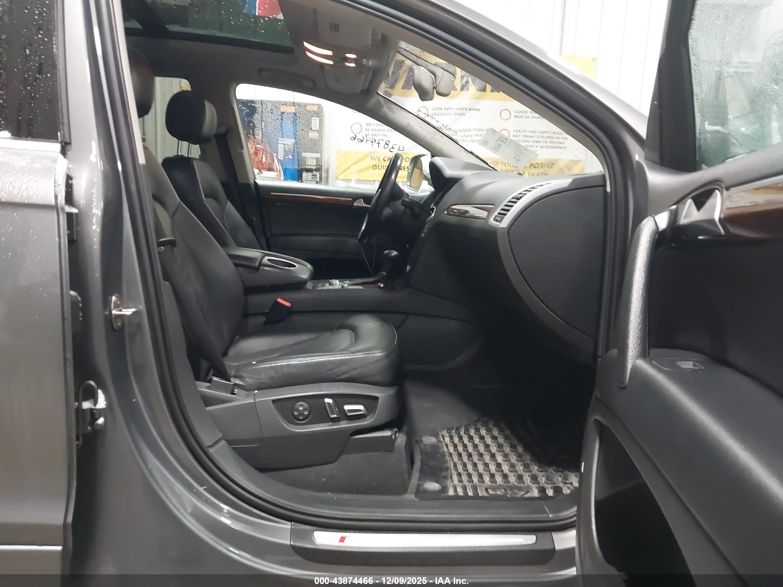 AUDI Q7 image 5