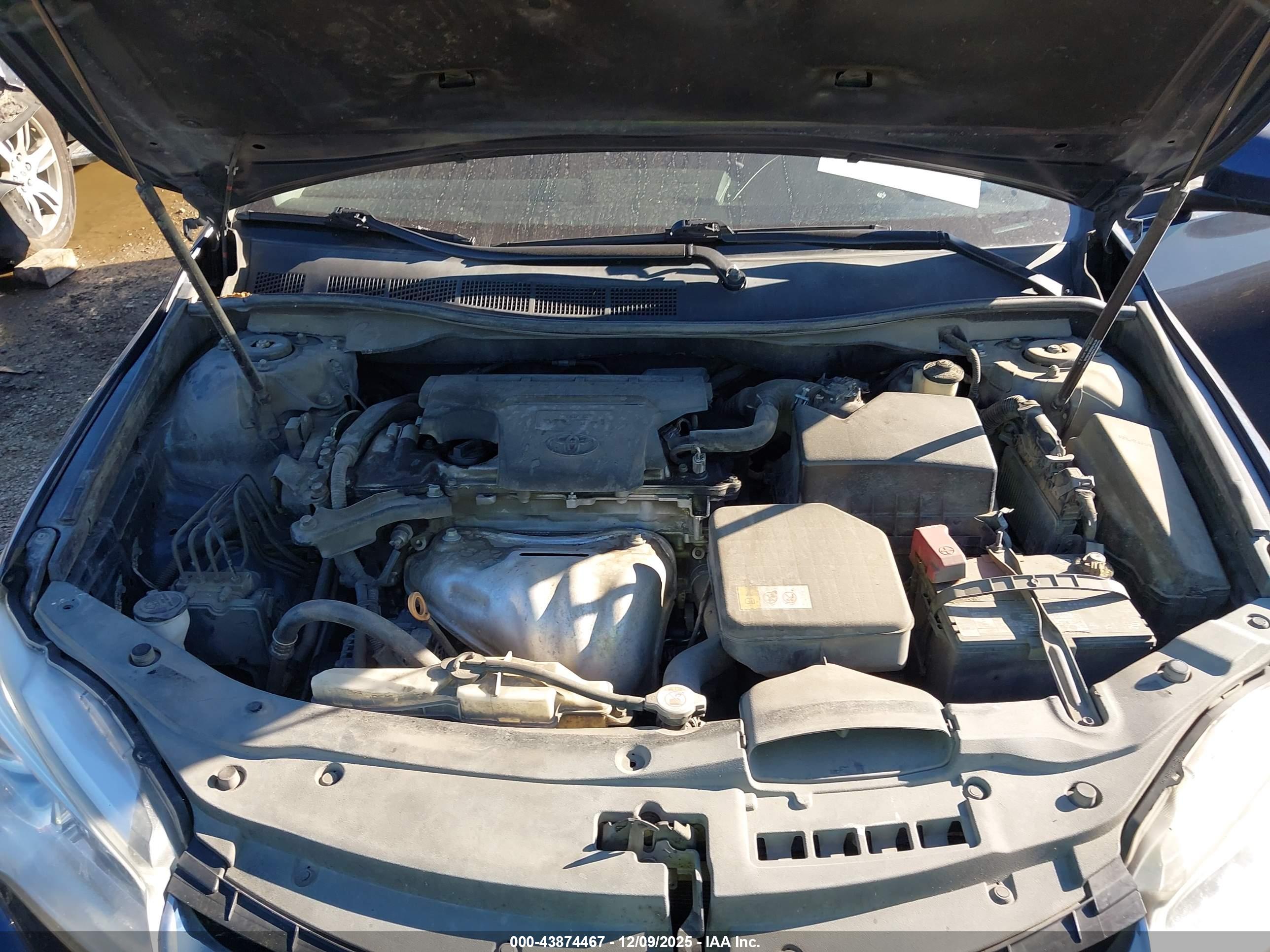 TOYOTA CAMRY image 10