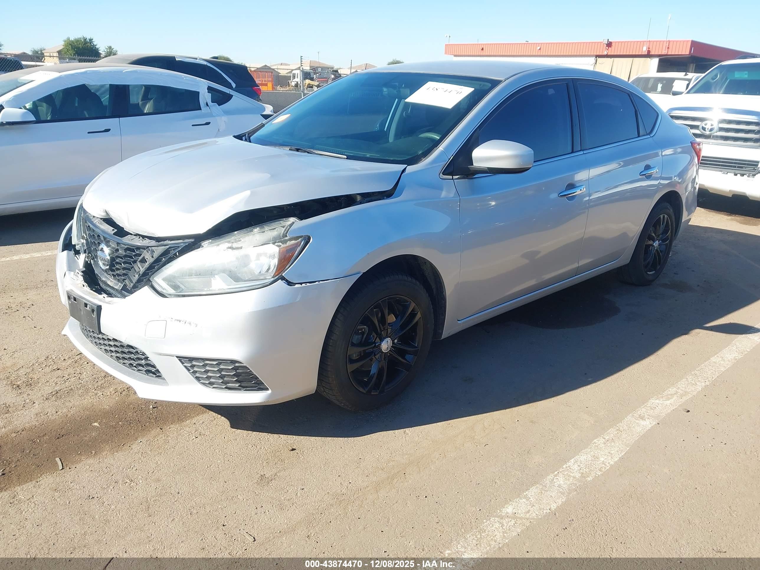 NISSAN SENTRA image 2