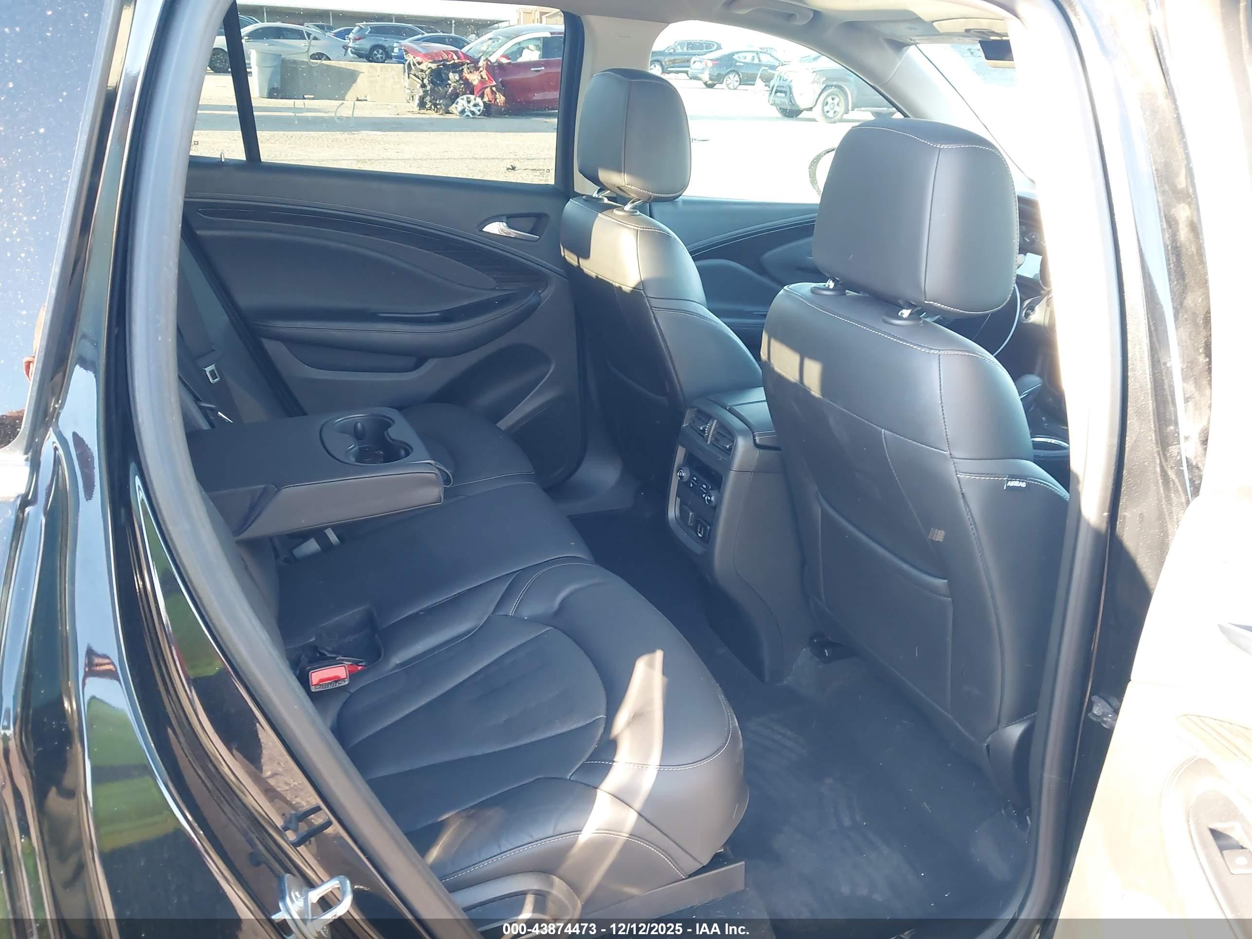 BUICK ENVISION image 8
