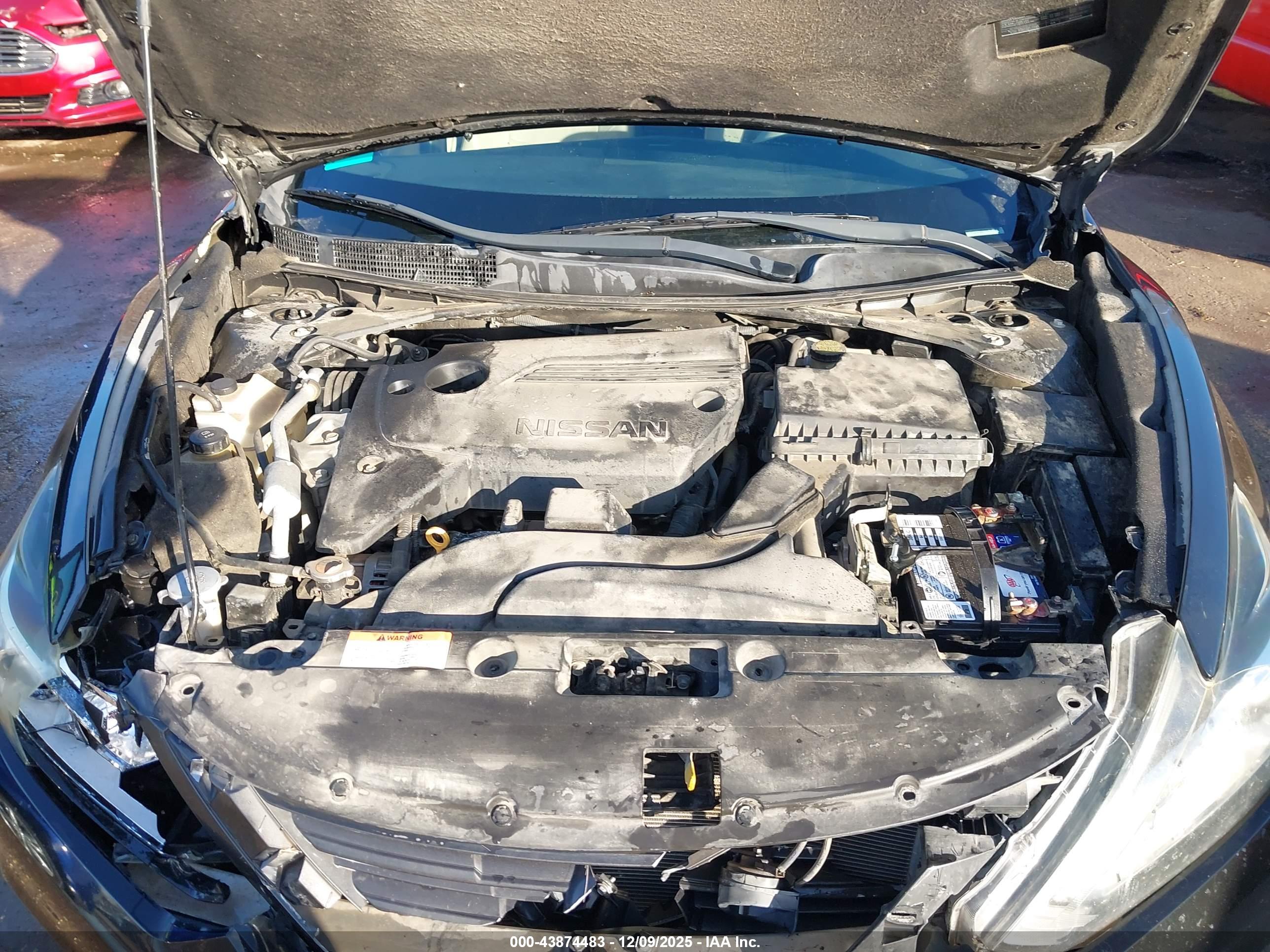 NISSAN ALTIMA image 10