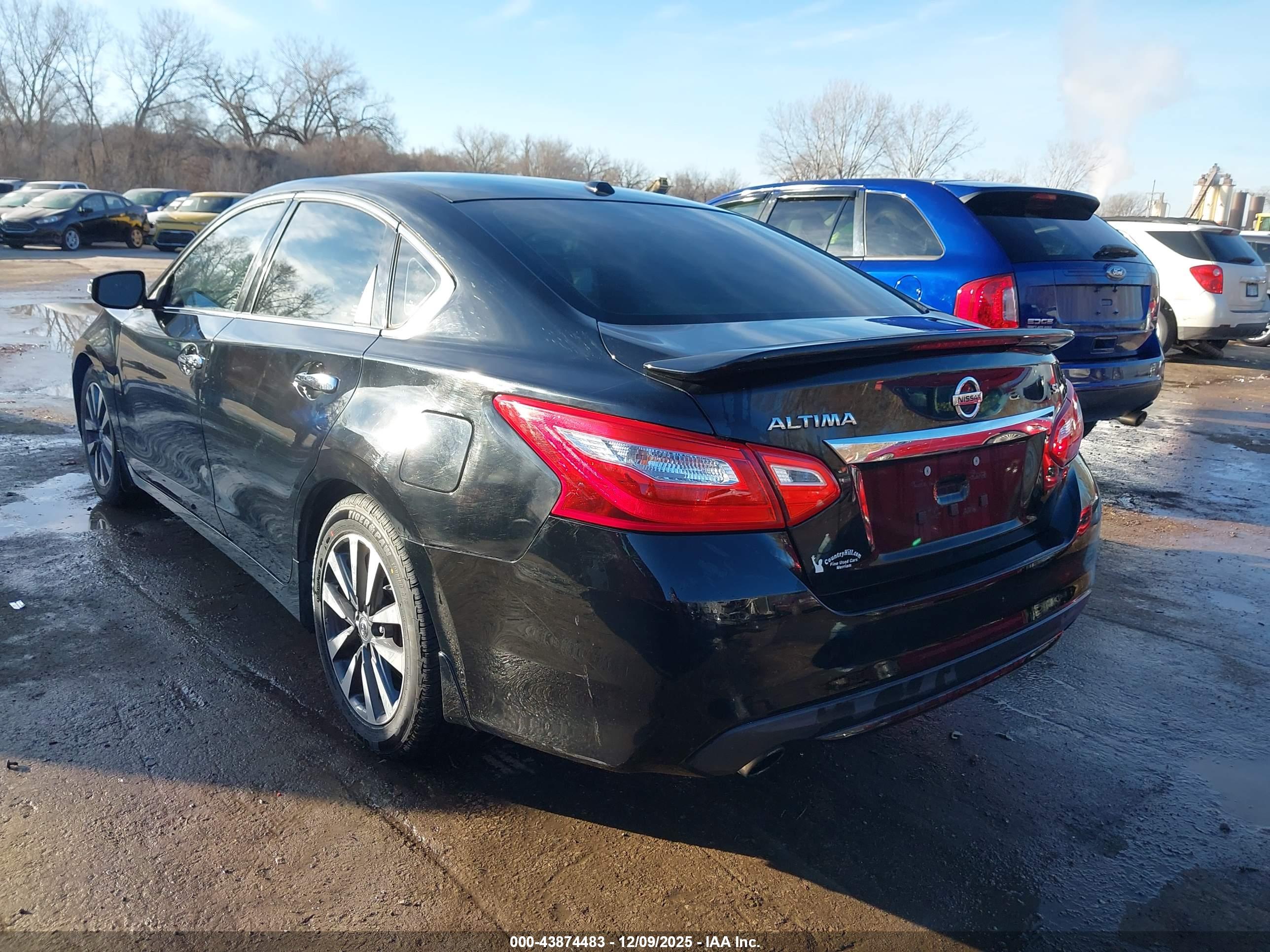 NISSAN ALTIMA image 3