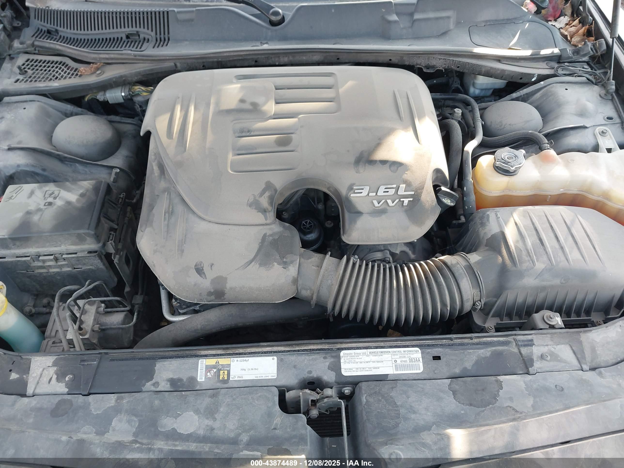 DODGE CHALLENGER image 10