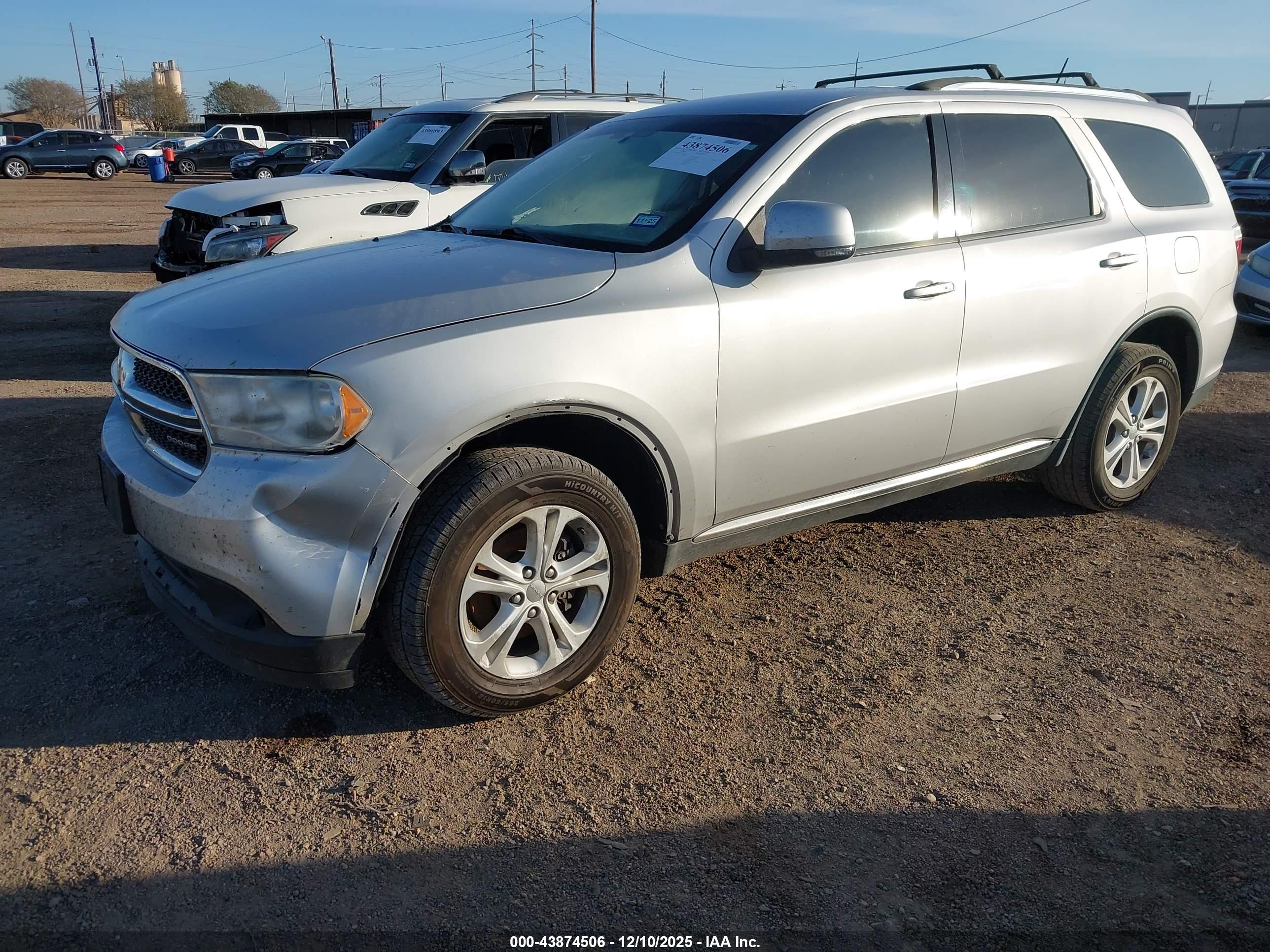 DODGE DURANGO image 2