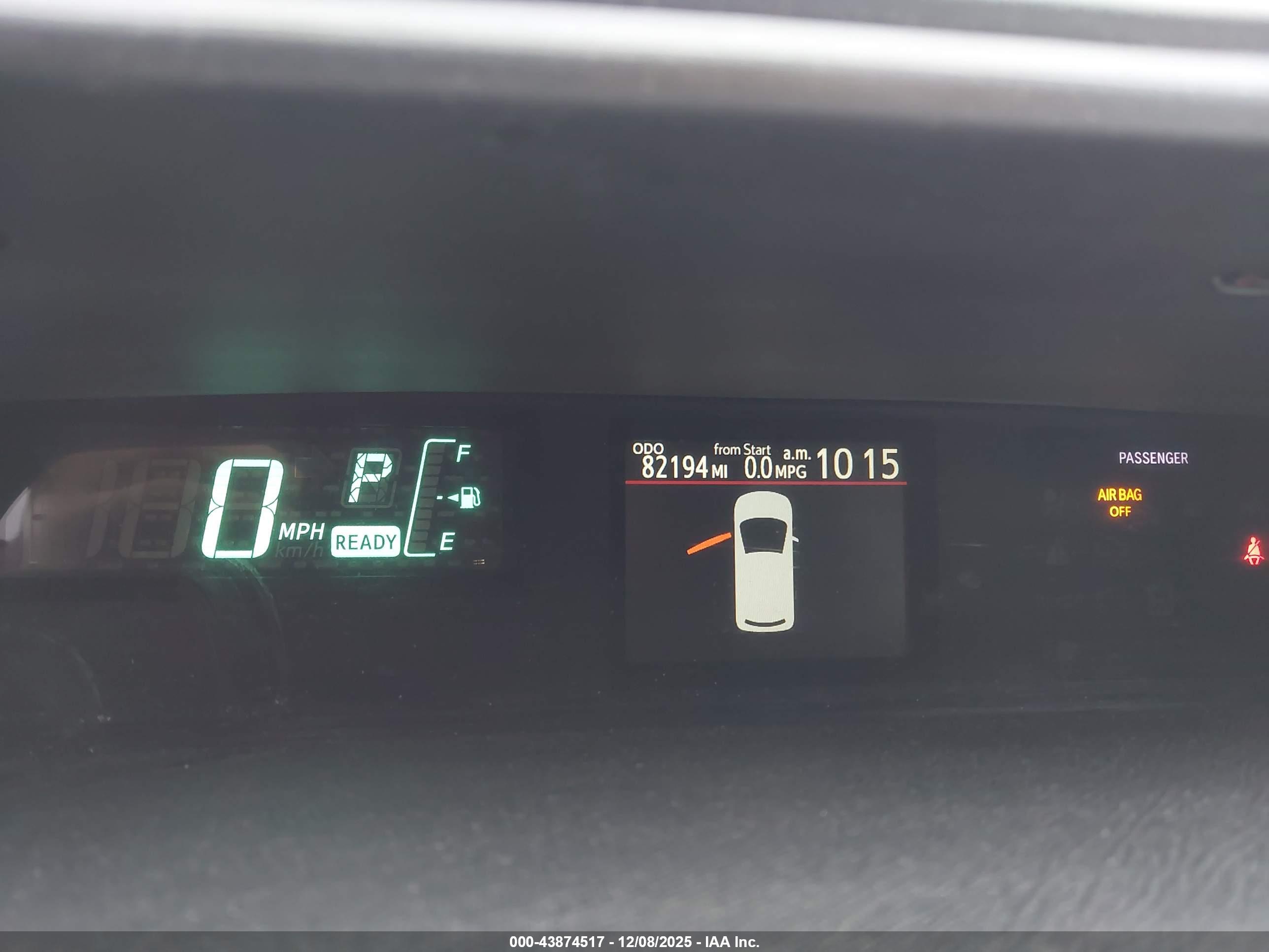 TOYOTA PRIUS image 7
