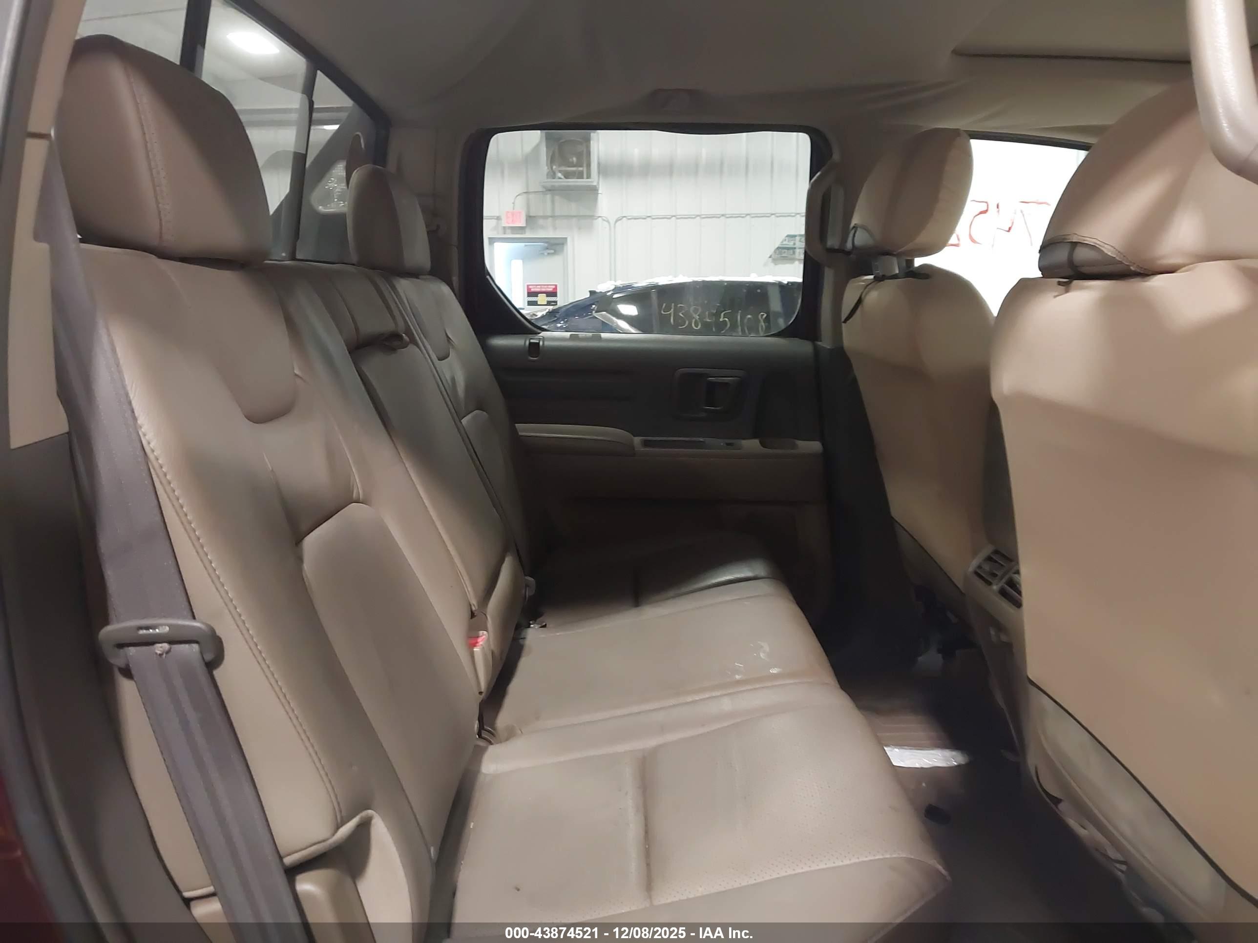 HONDA RIDGELINE image 8