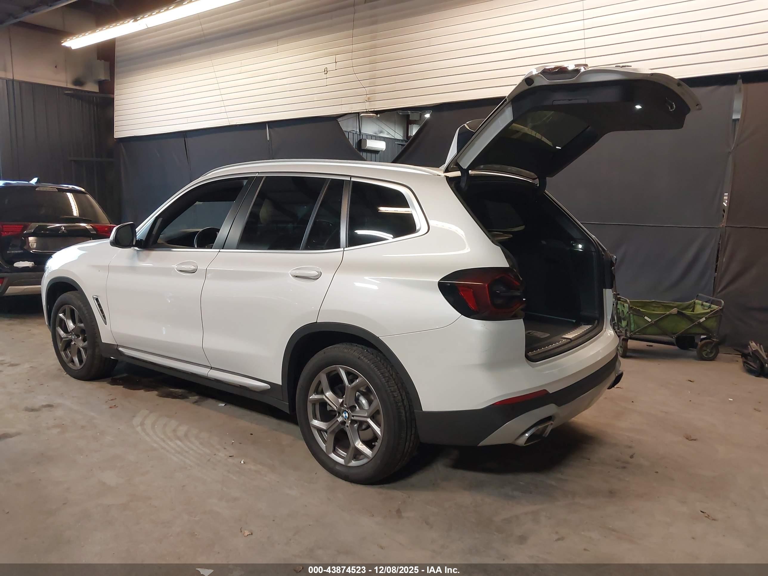 BMW X3 image 3