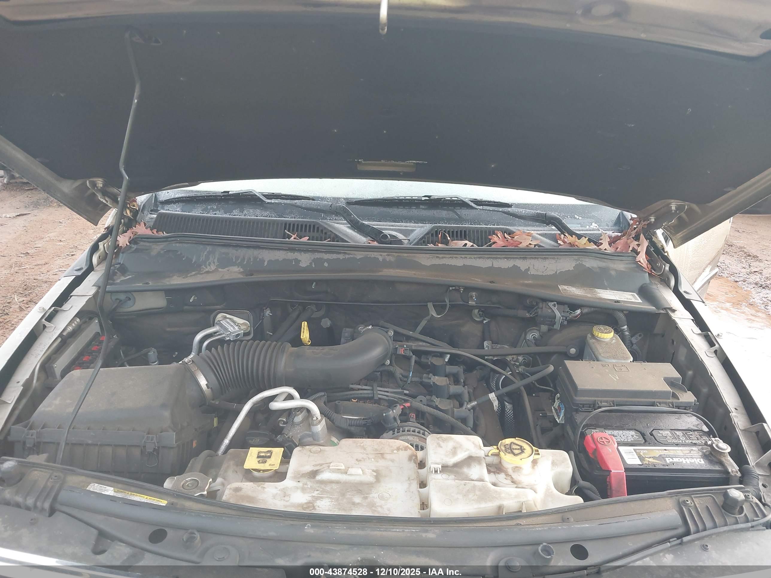 DODGE NITRO image 10