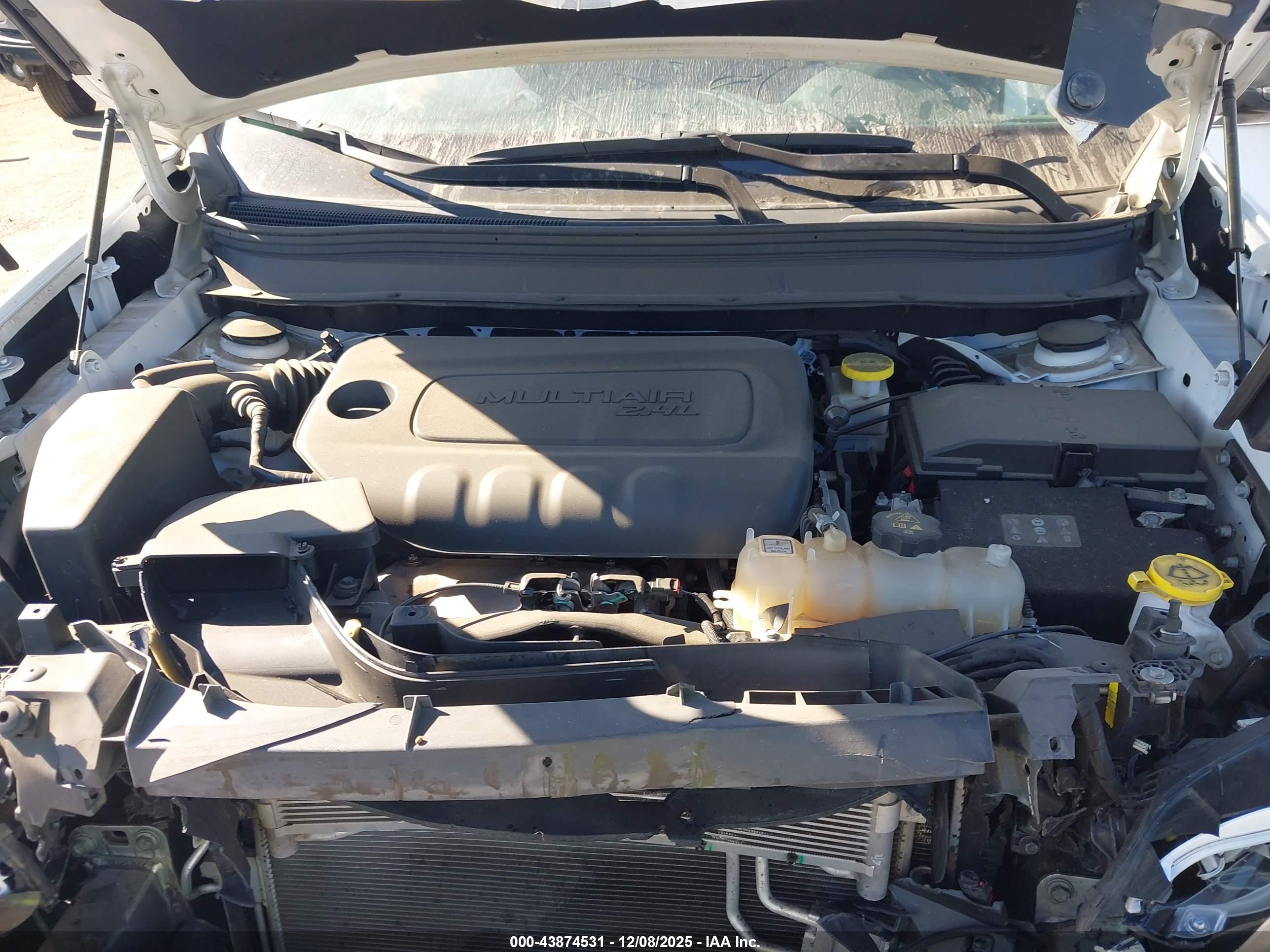 JEEP CHEROKEE image 10