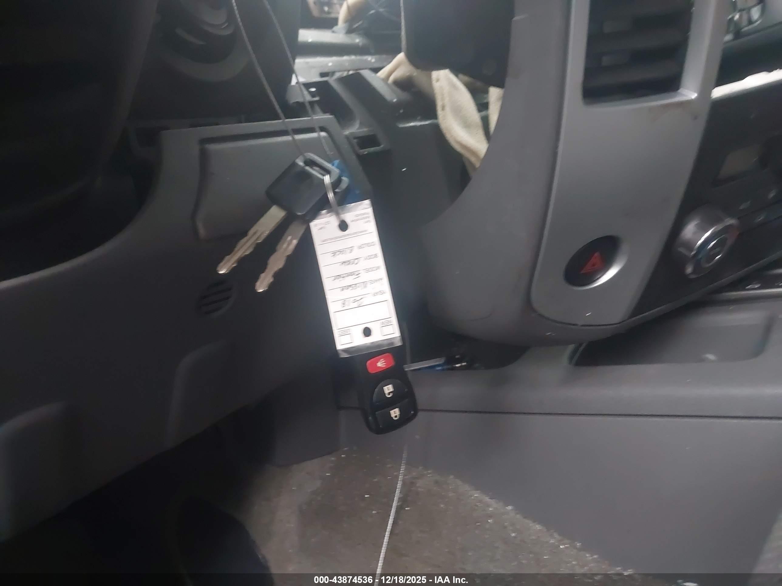 NISSAN FRONTIER image 11