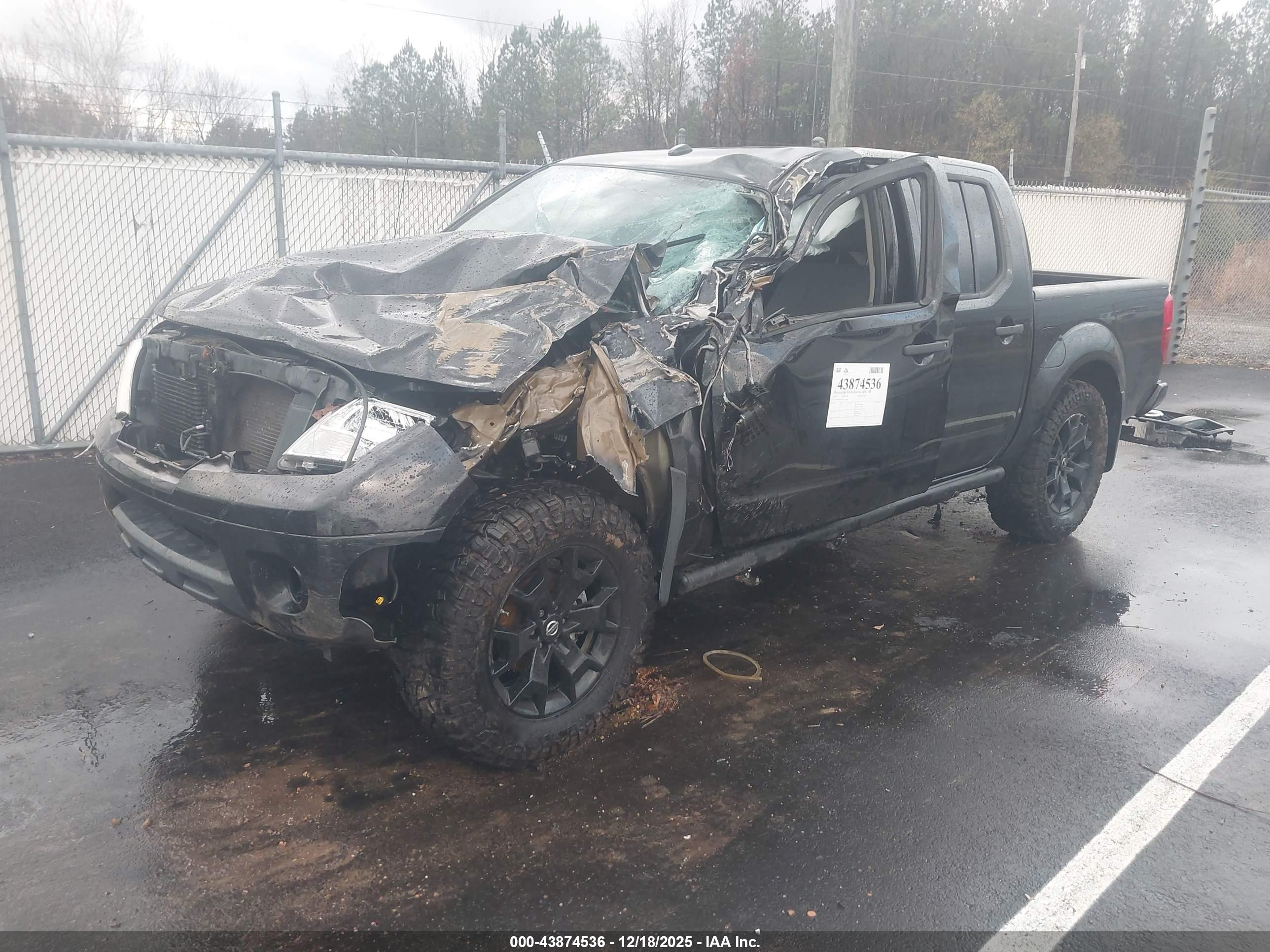 NISSAN FRONTIER image 2