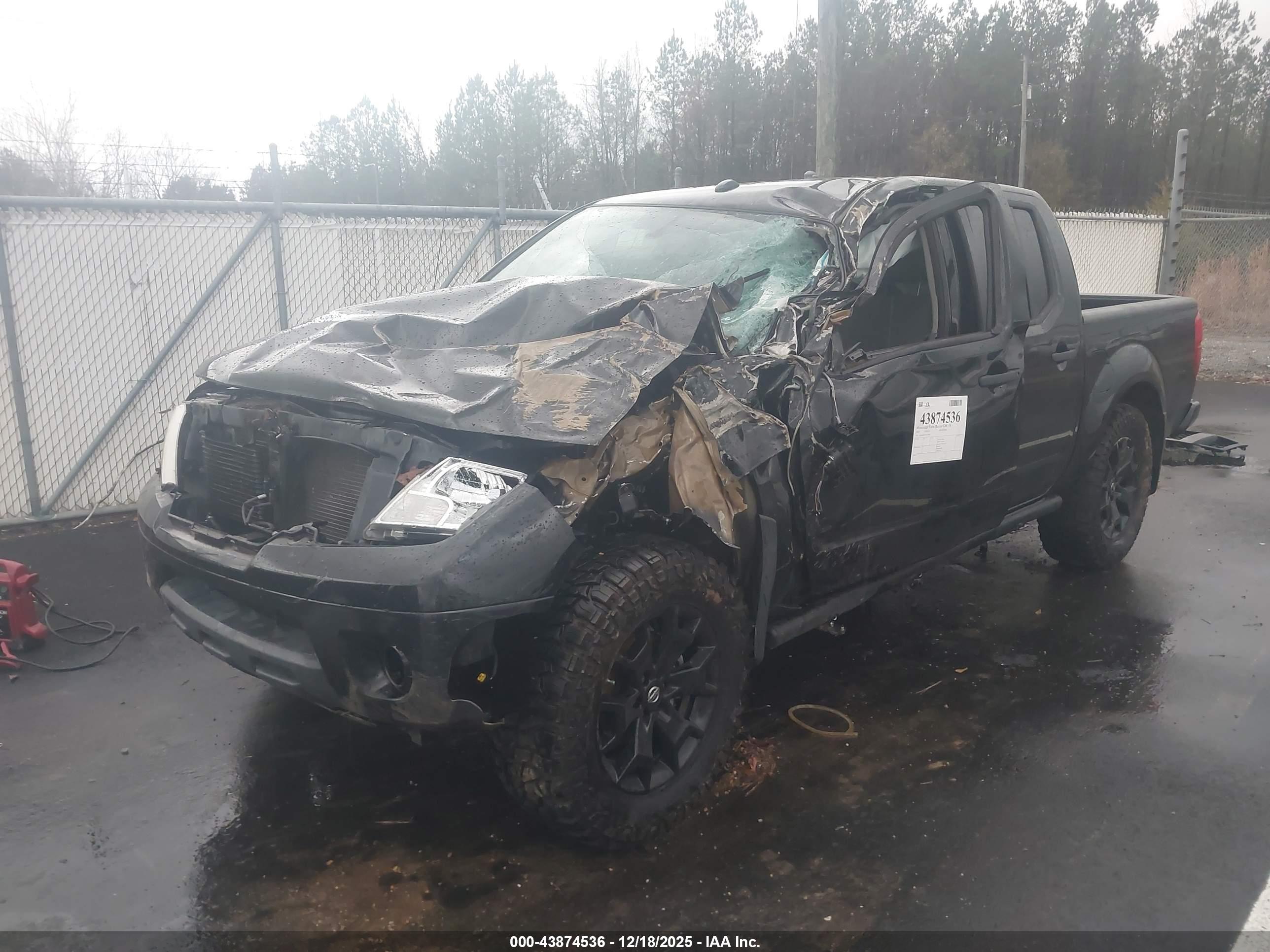 NISSAN FRONTIER image 6