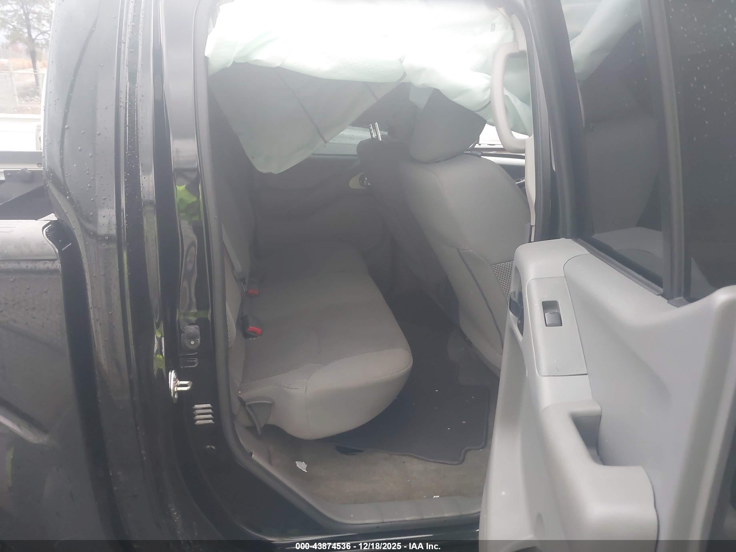 NISSAN FRONTIER image 8