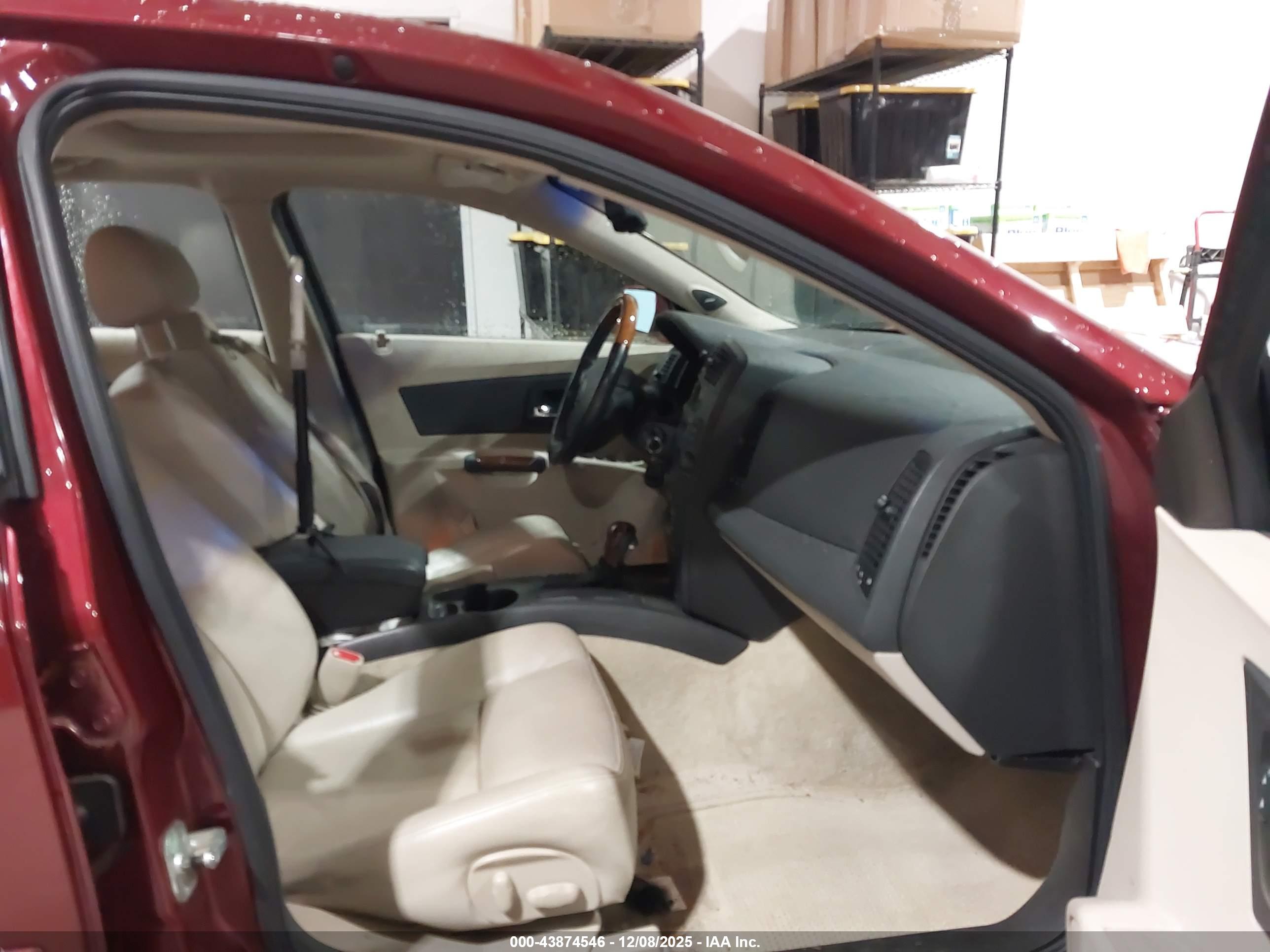 CADILLAC CTS image 5