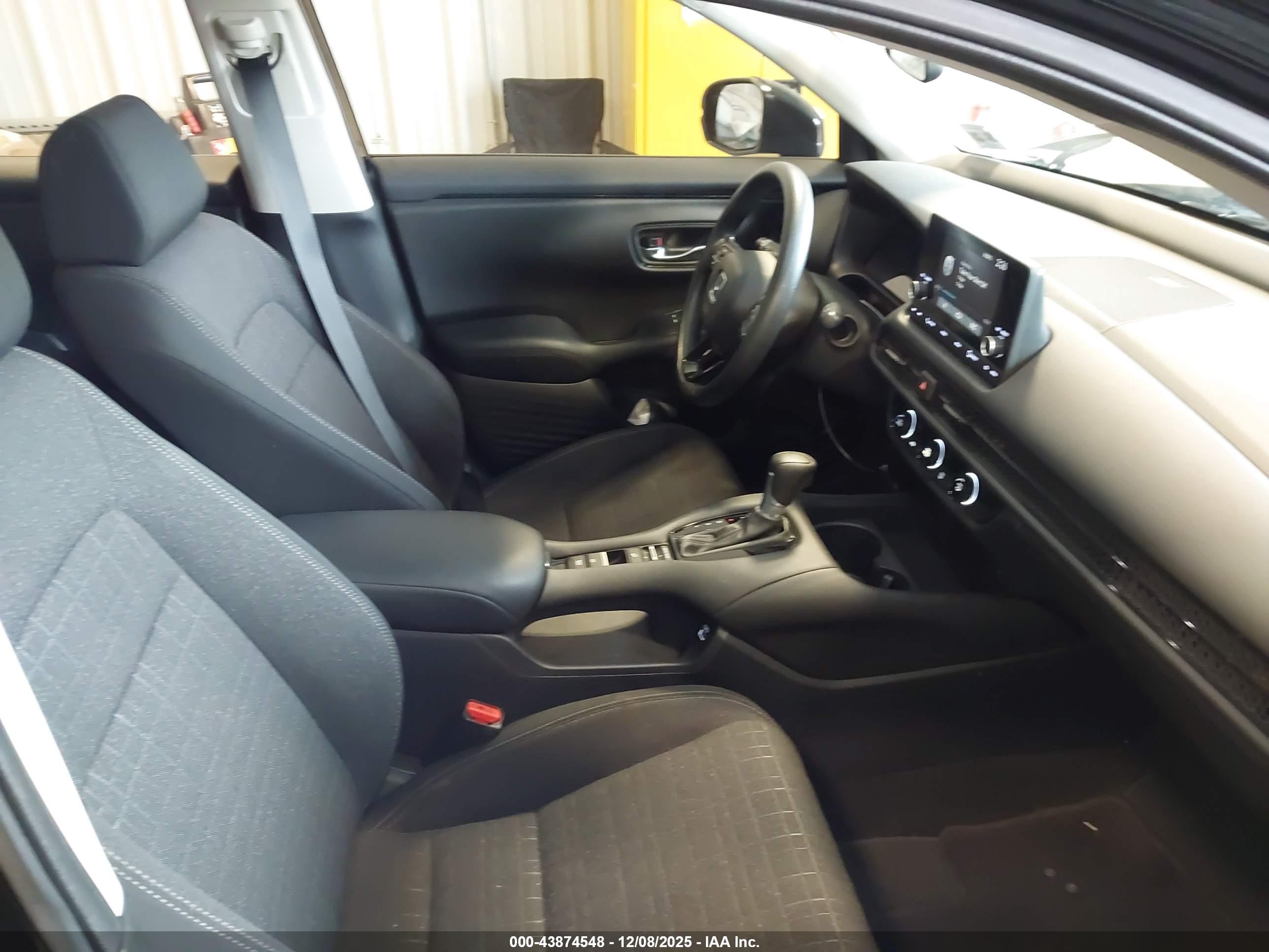 HONDA HR-V image 5