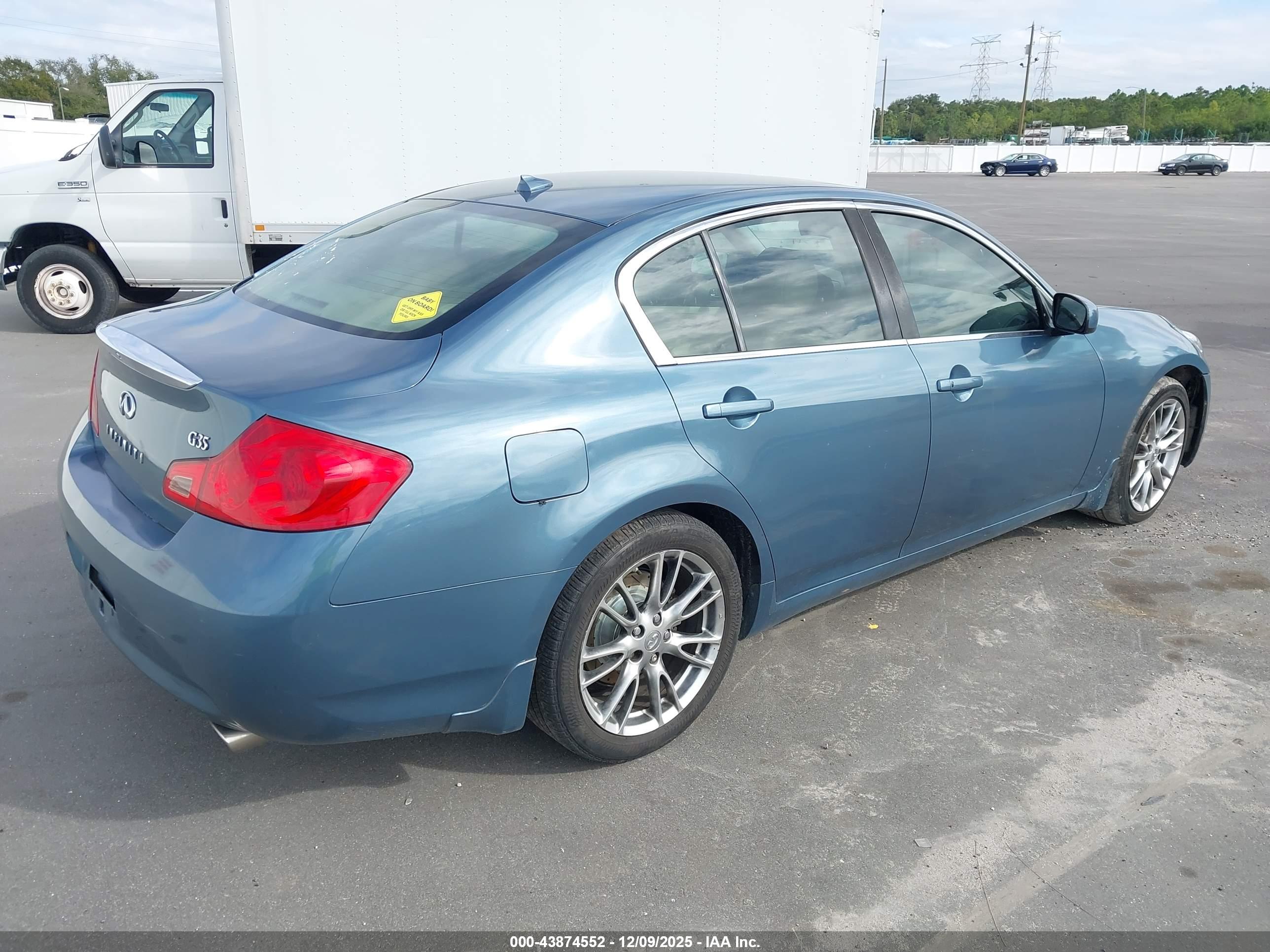INFINITI G35 image 4