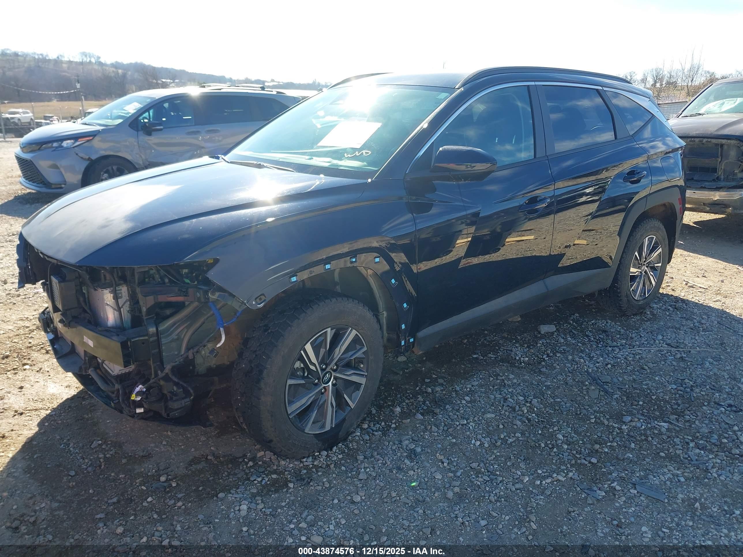 HYUNDAI TUCSON image 2