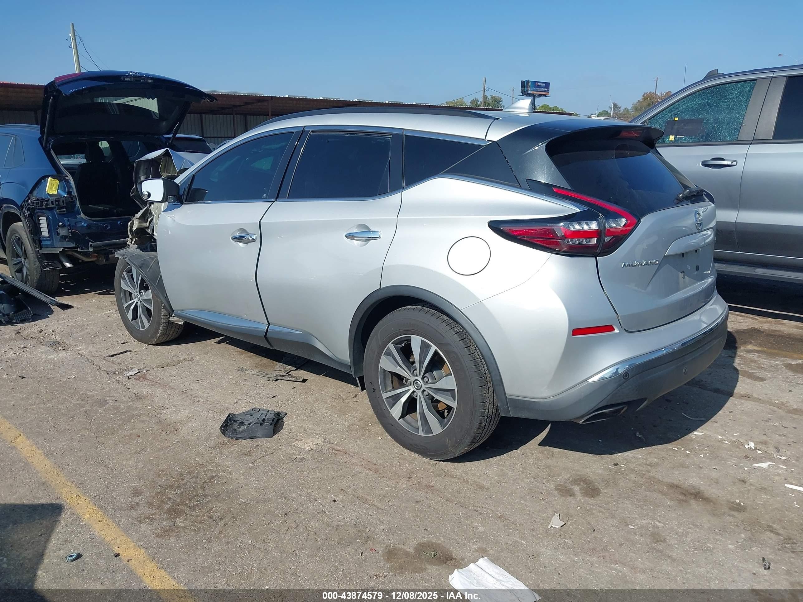 NISSAN MURANO image 3