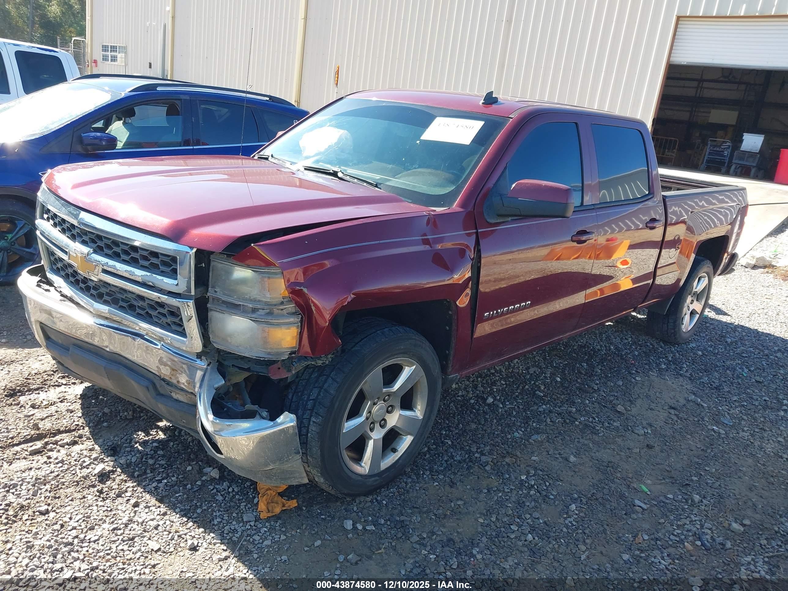 CHEVROLET SILVERADO image 2