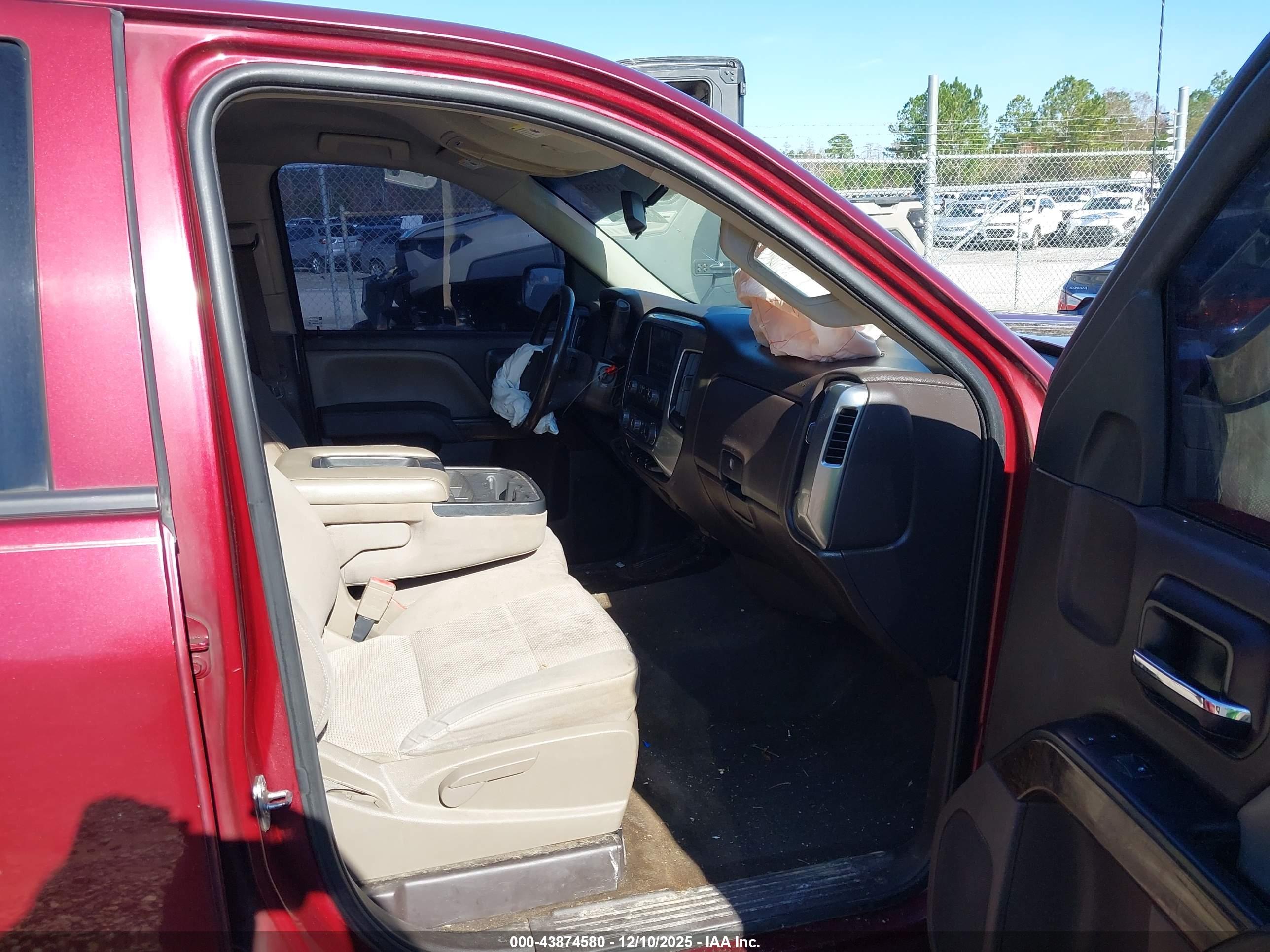 CHEVROLET SILVERADO image 5