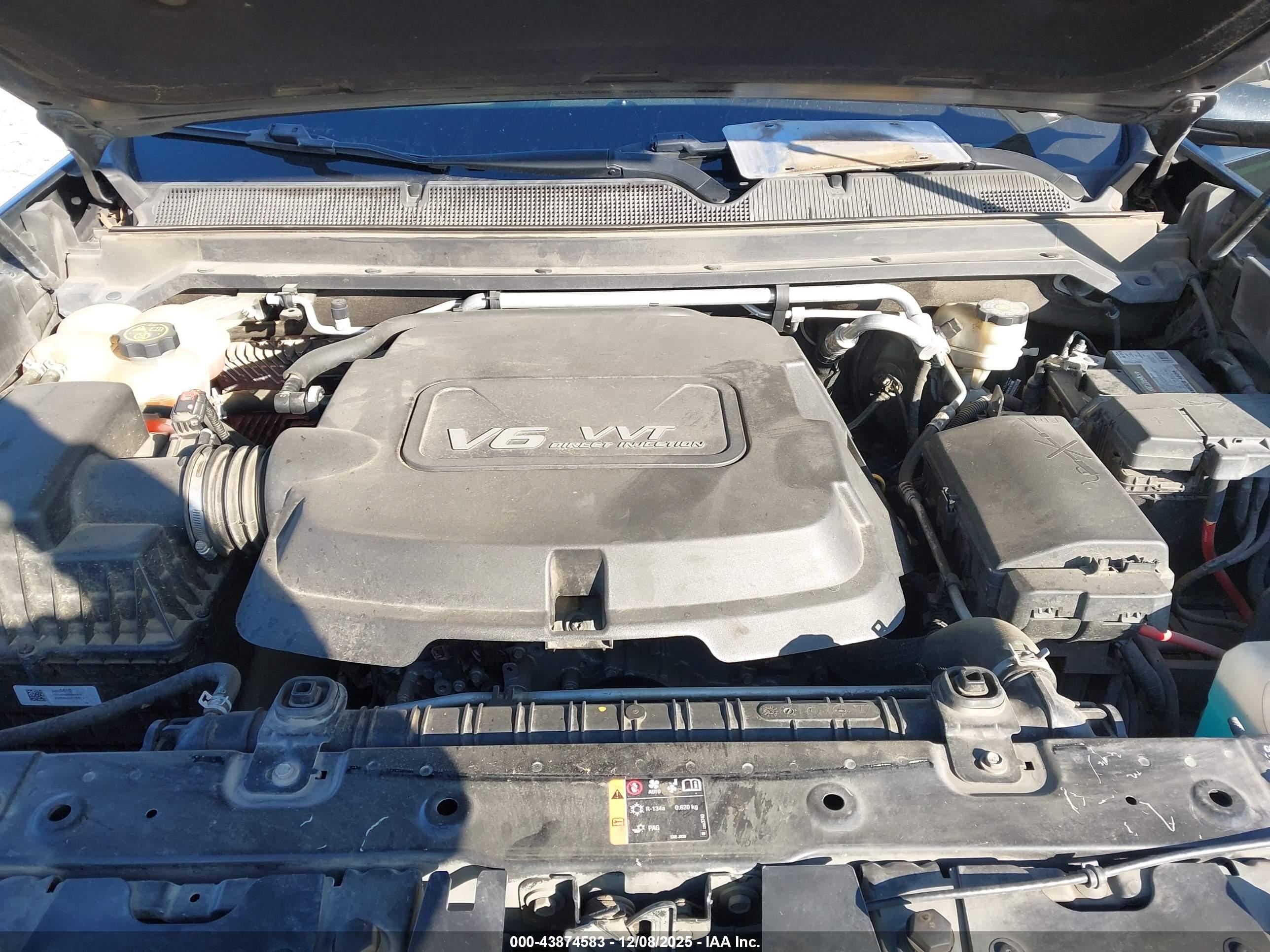 CHEVROLET COLORADO image 10