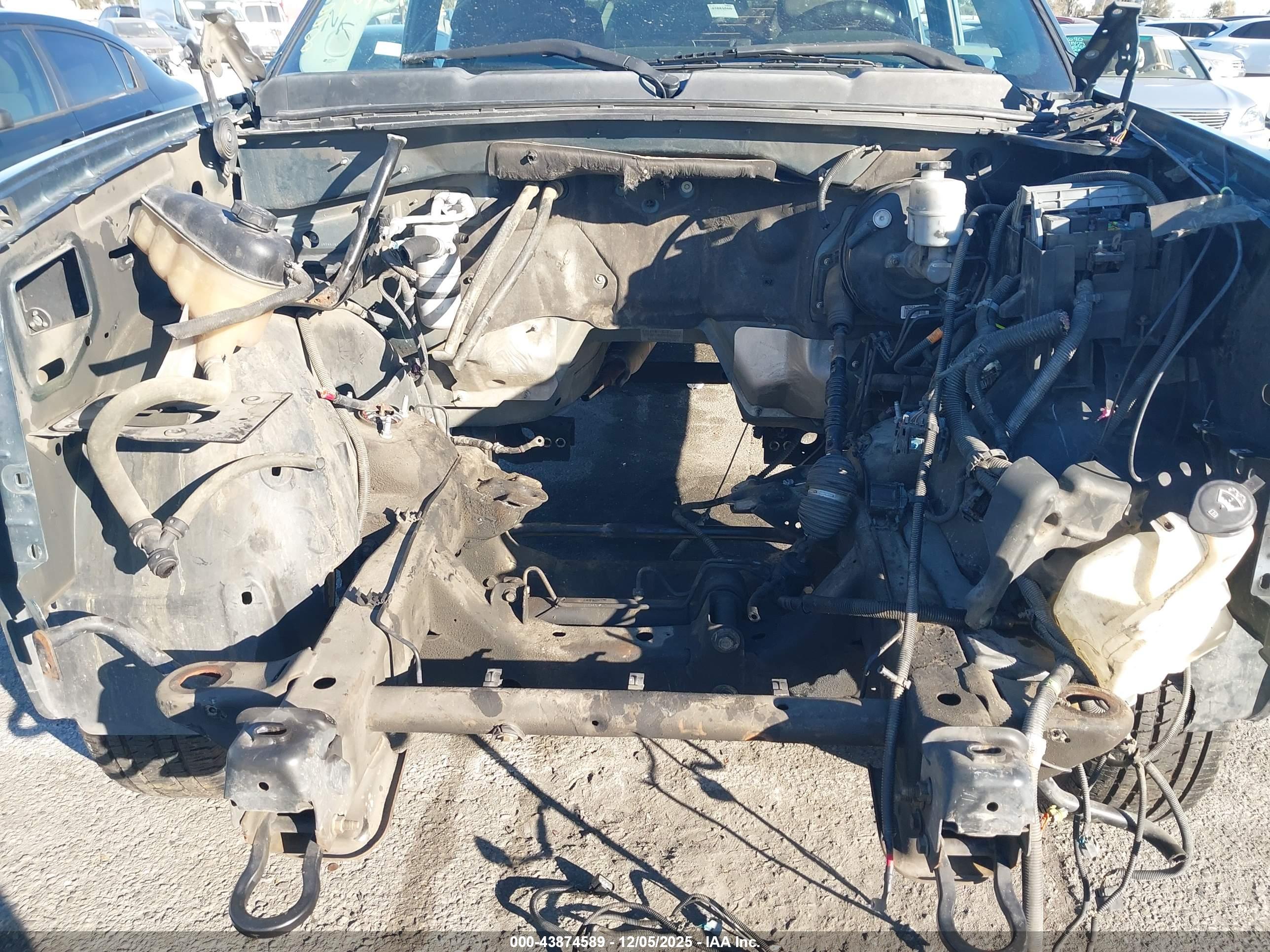 CHEVROLET SILVERADO image 10