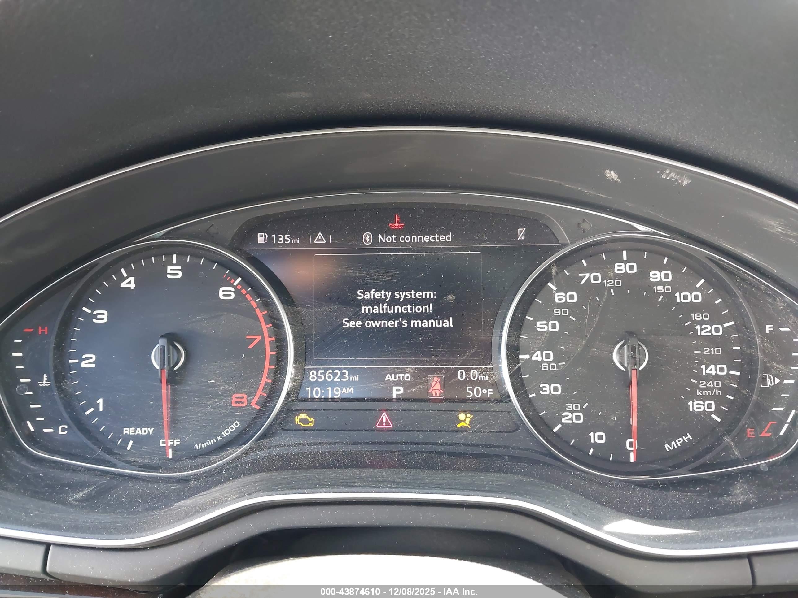 AUDI A4 image 7
