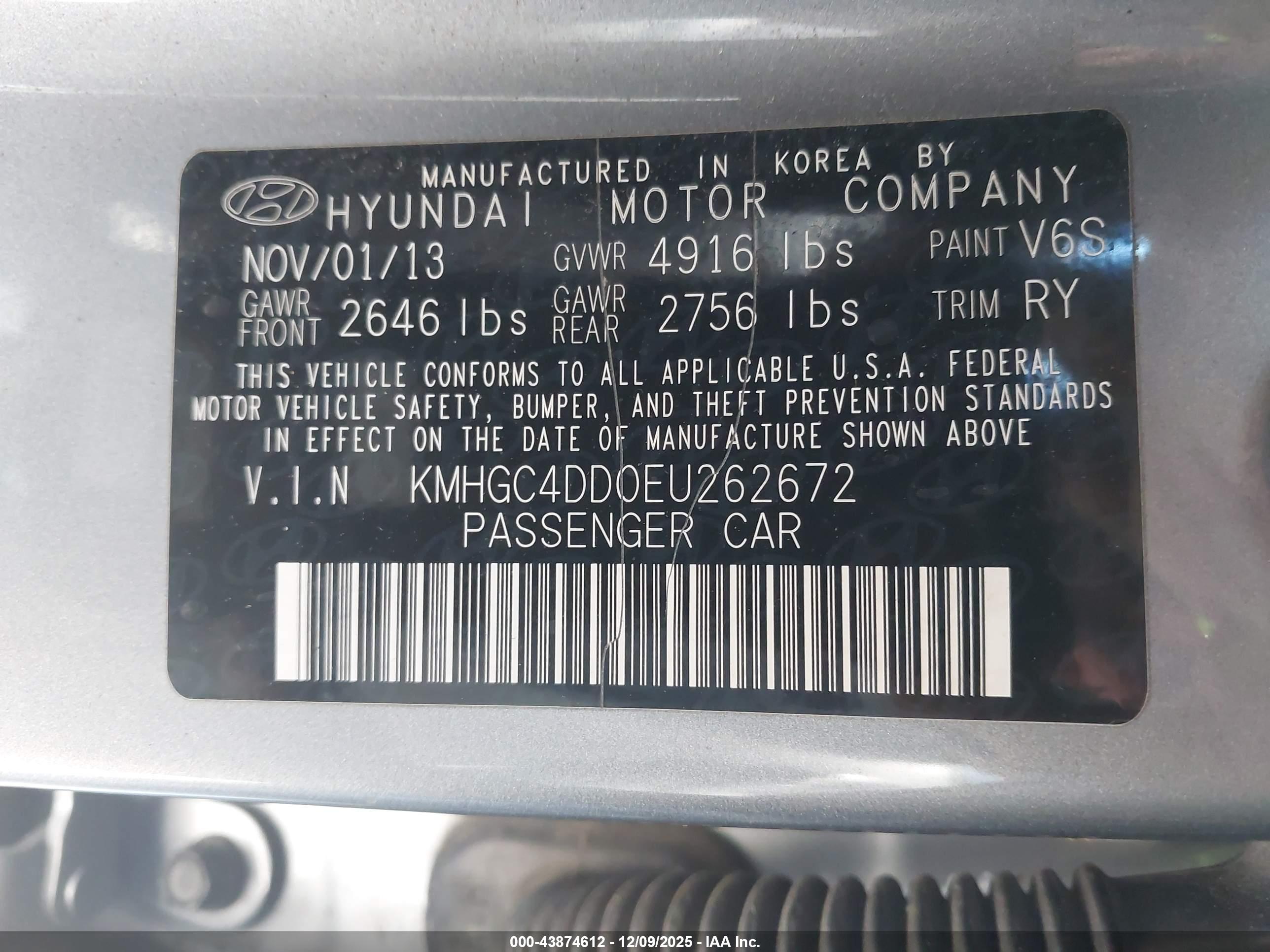 HYUNDAI GENESIS image 9