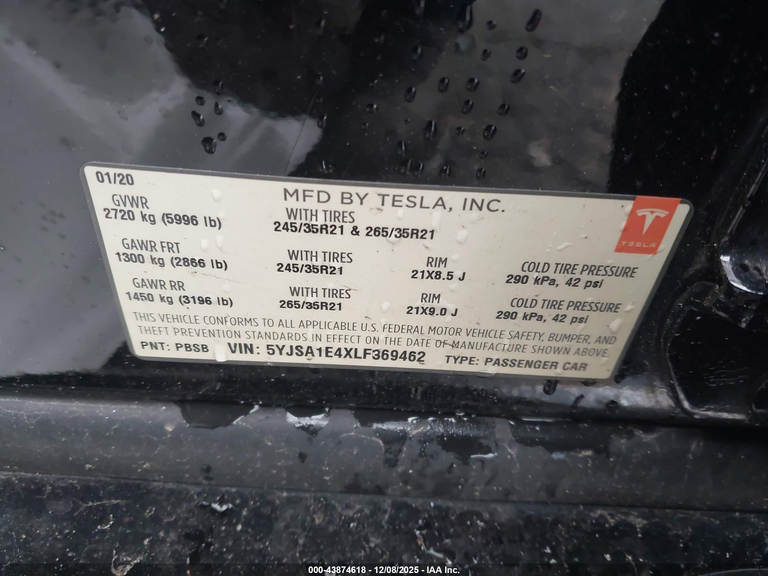 TESLA MODEL image 9