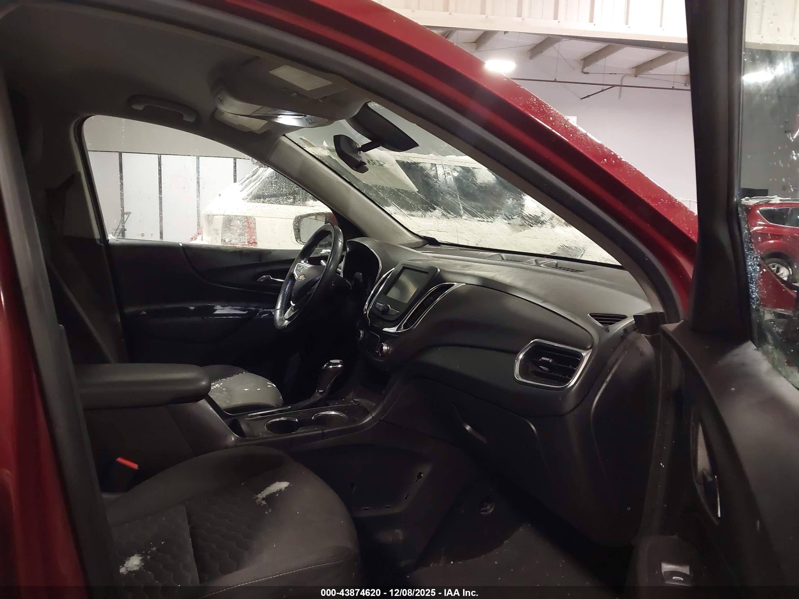 CHEVROLET EQUINOX image 5