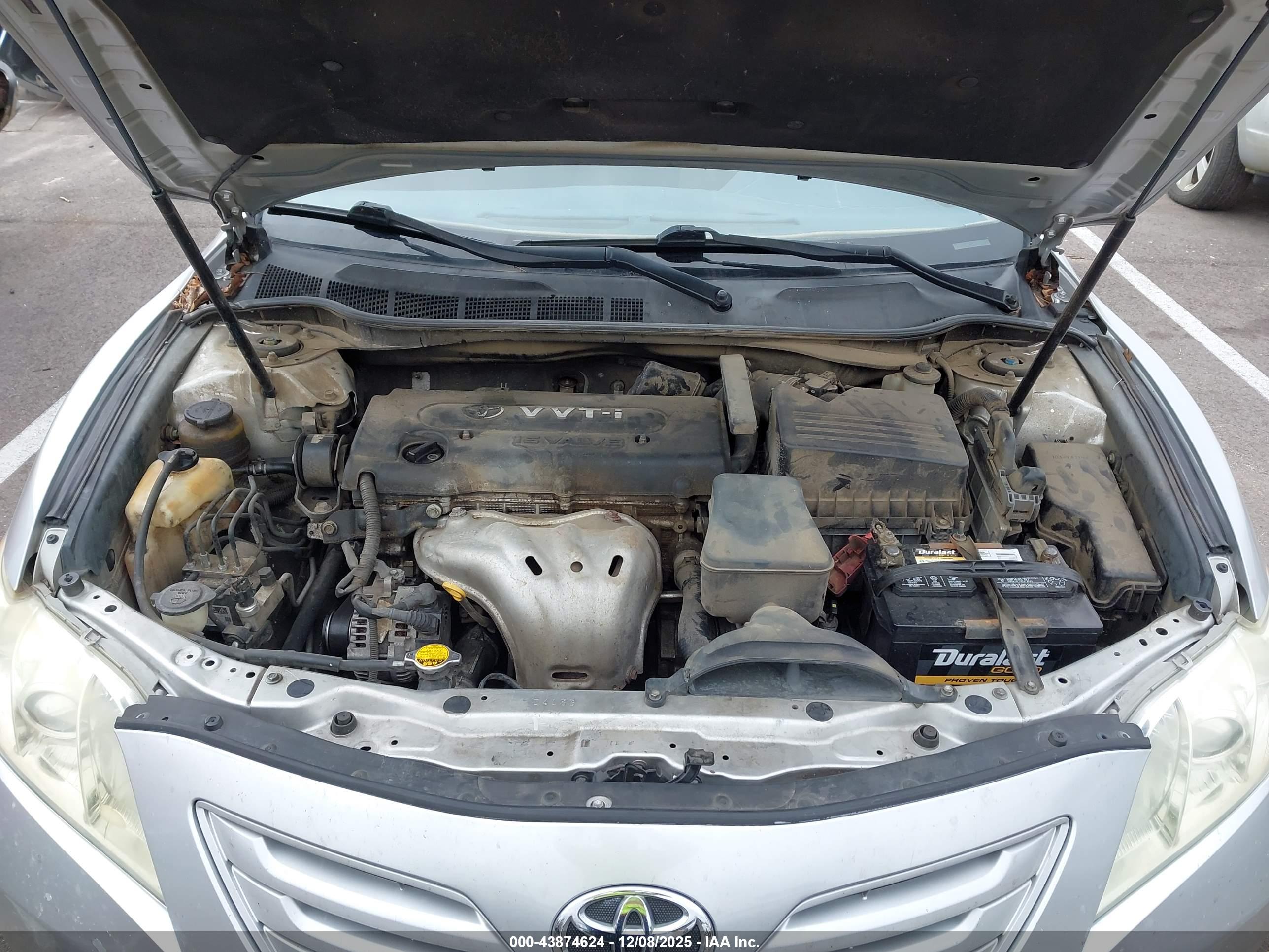 TOYOTA CAMRY image 10