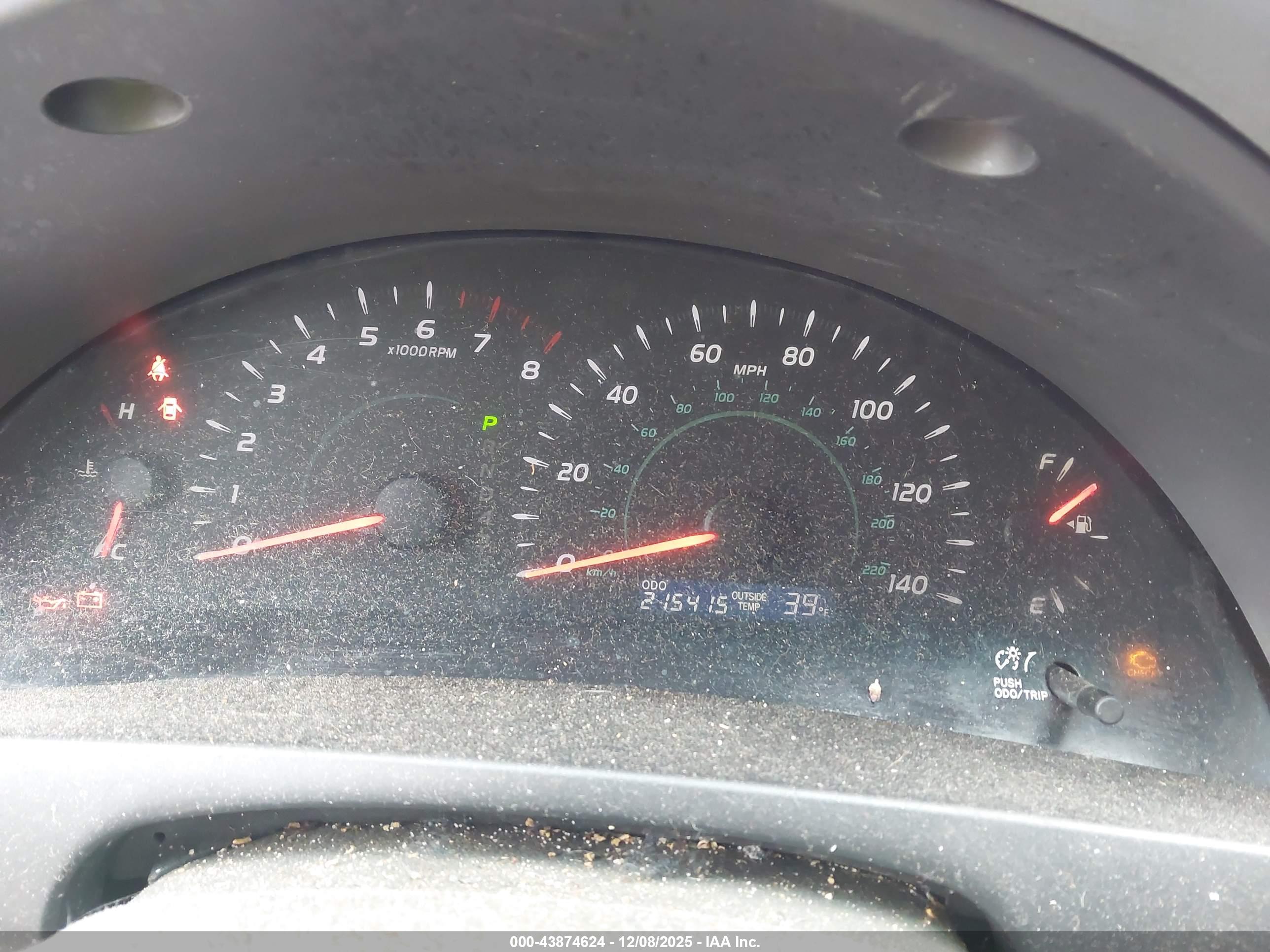 TOYOTA CAMRY image 7