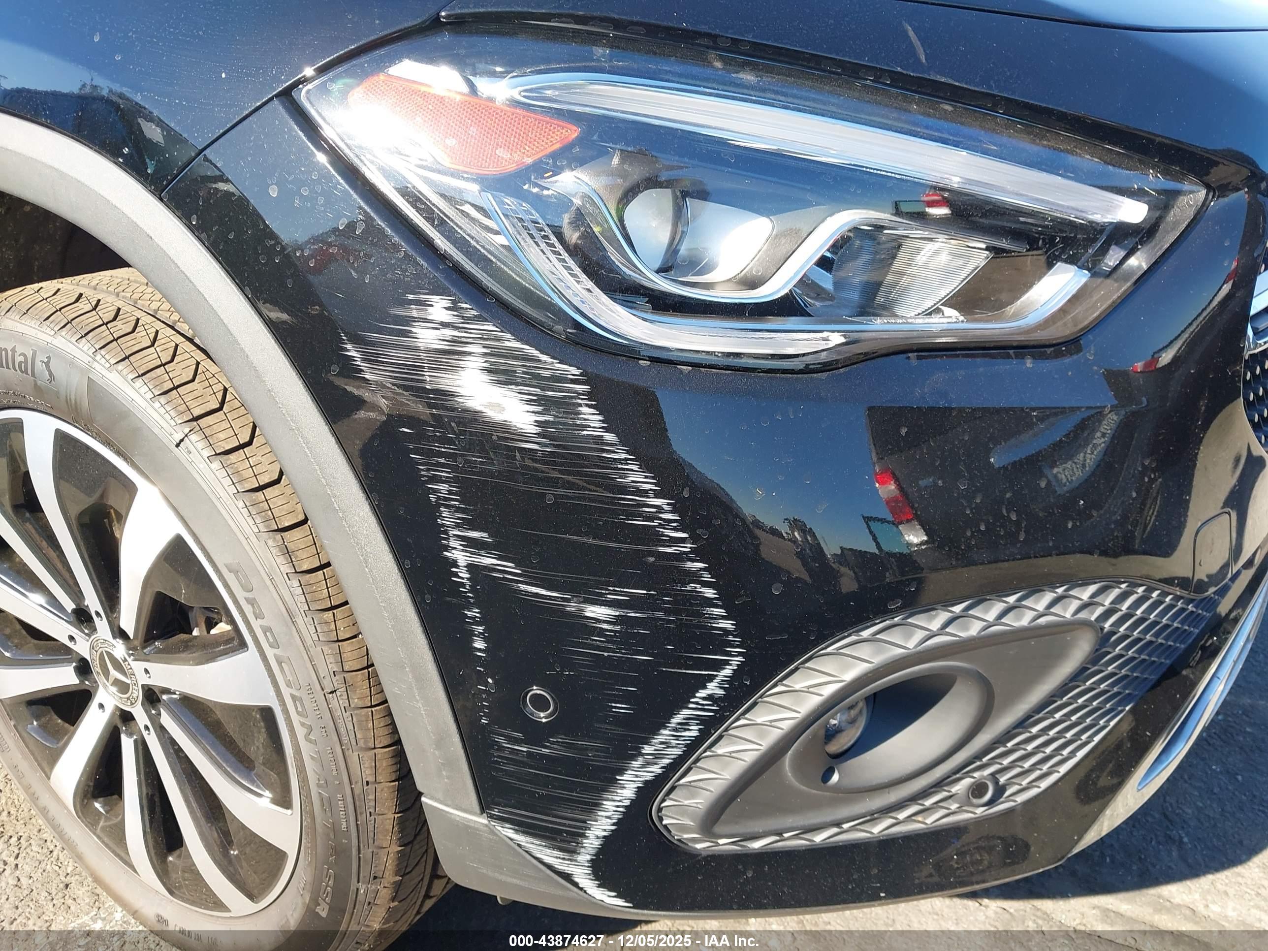 MERCEDES-BENZ GLA image 6