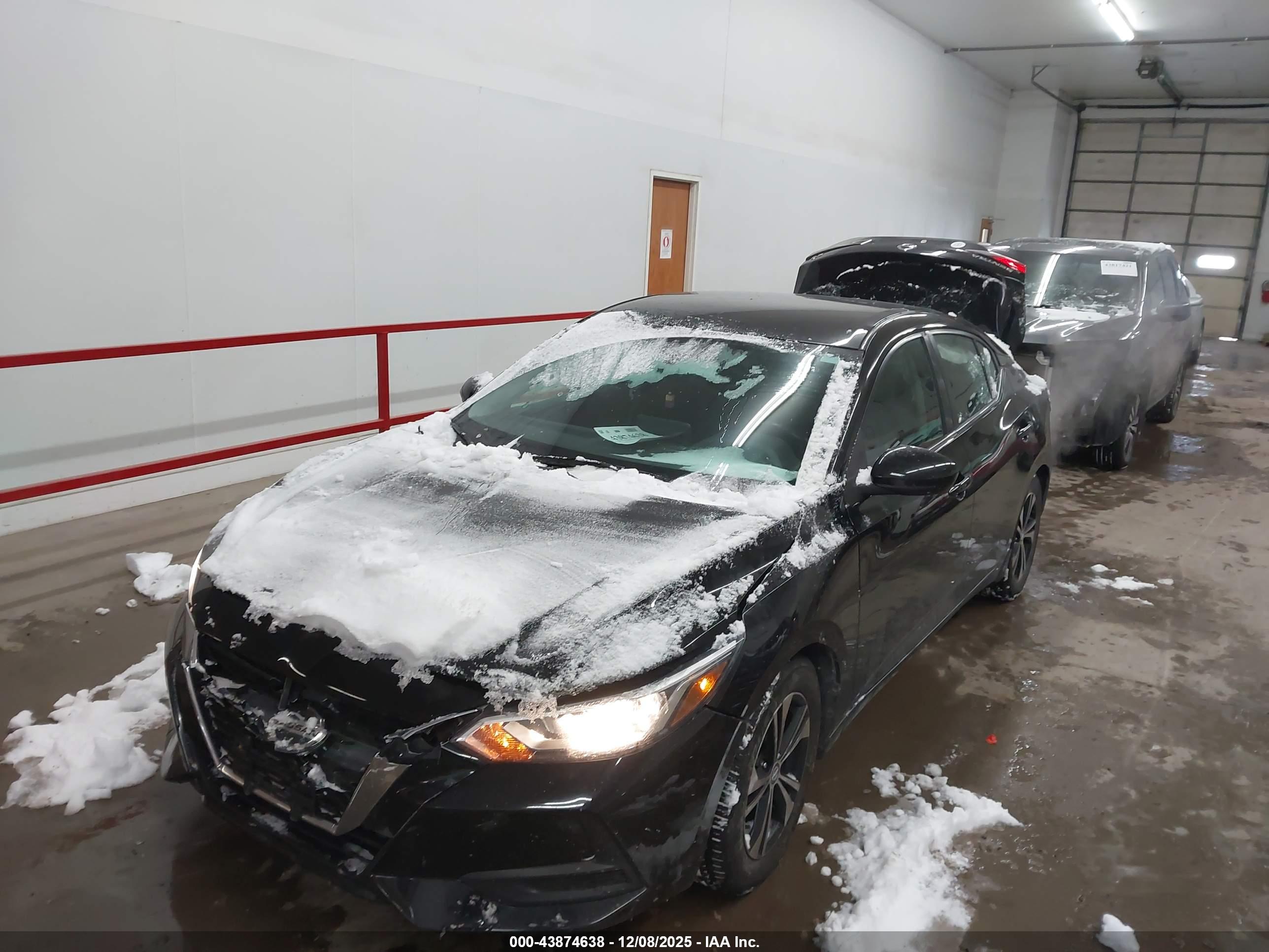 NISSAN SENTRA image 2