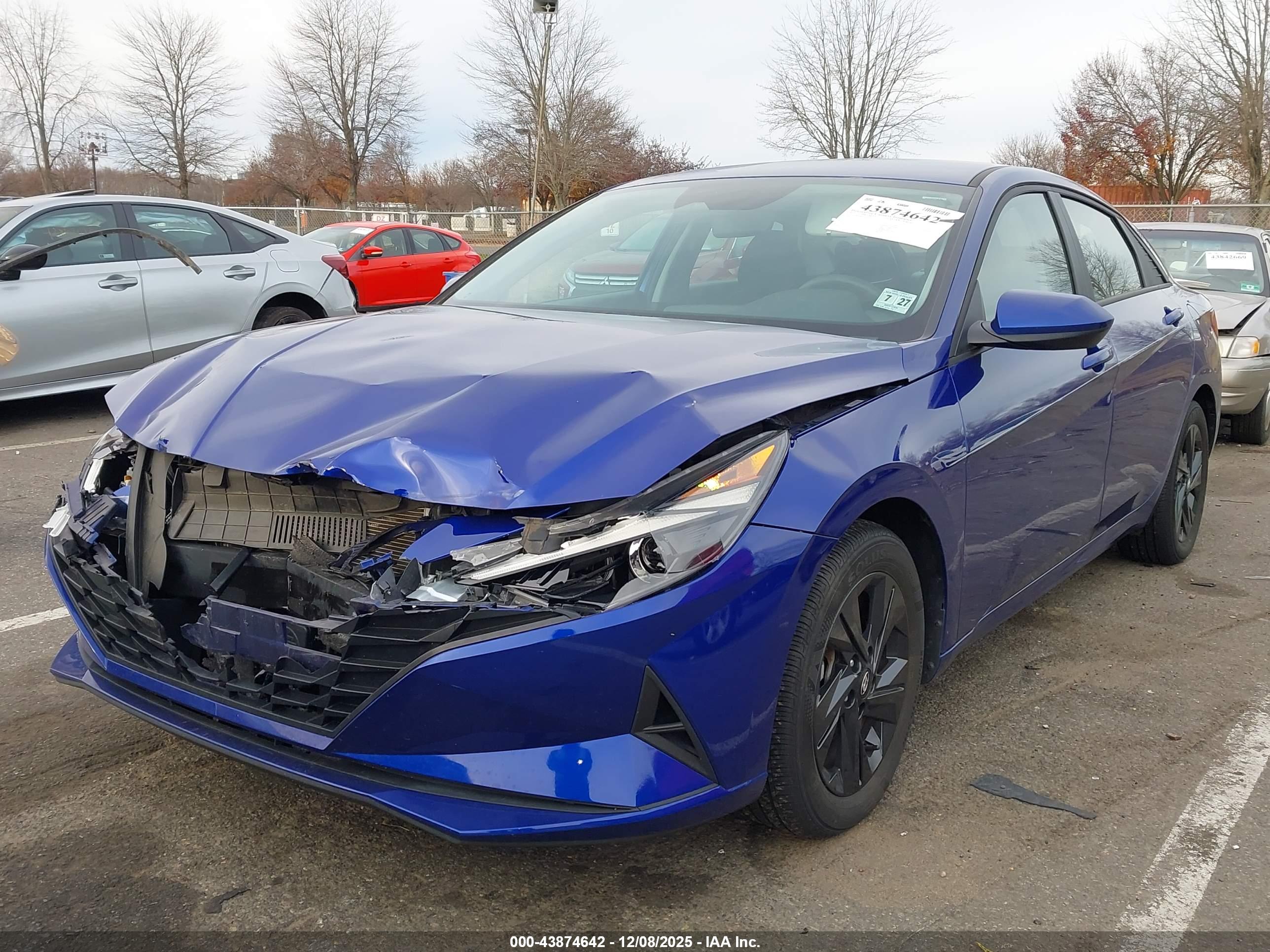 HYUNDAI ELANTRA image 2