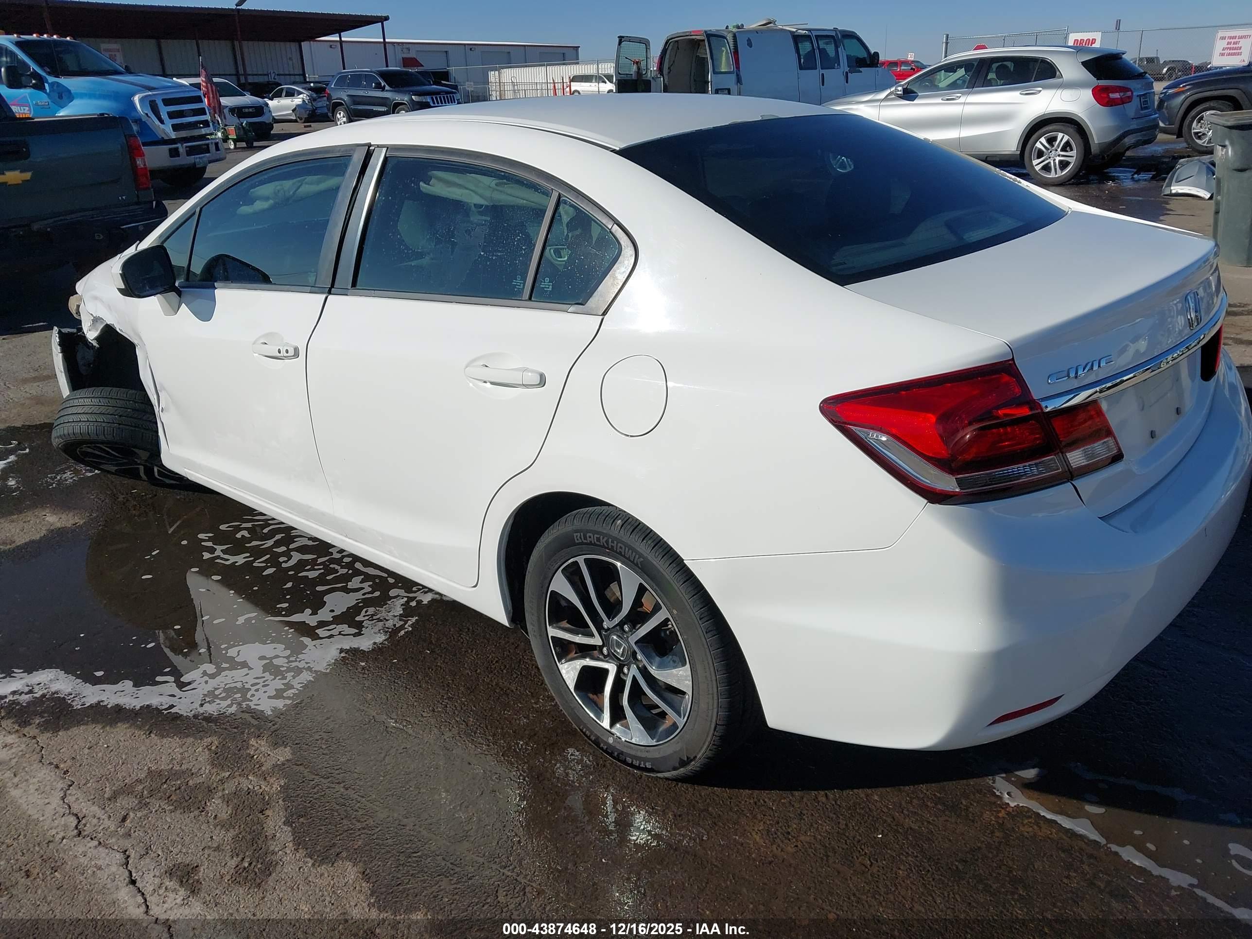 HONDA CIVIC image 3