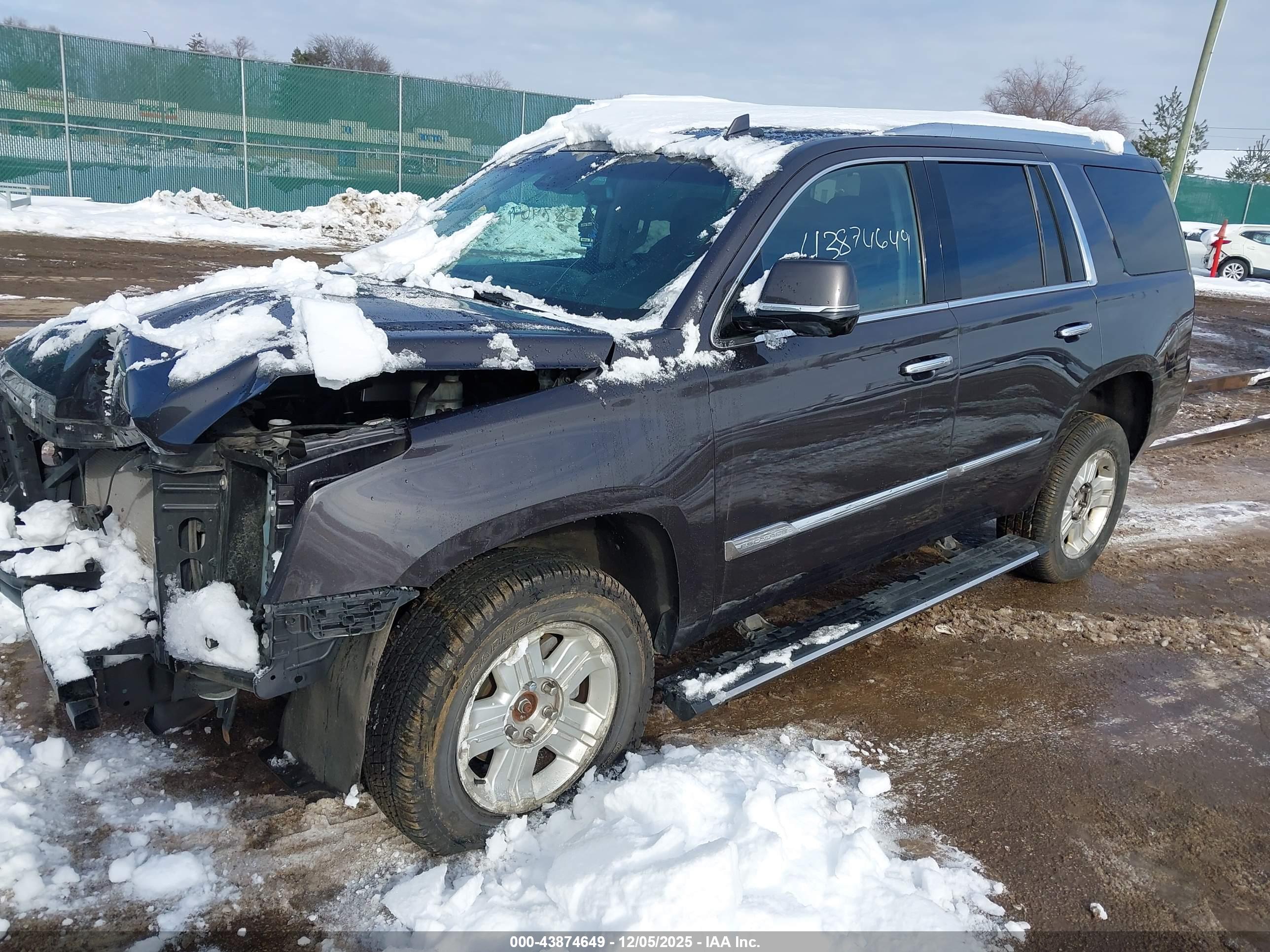 CADILLAC ESCALADE image 2