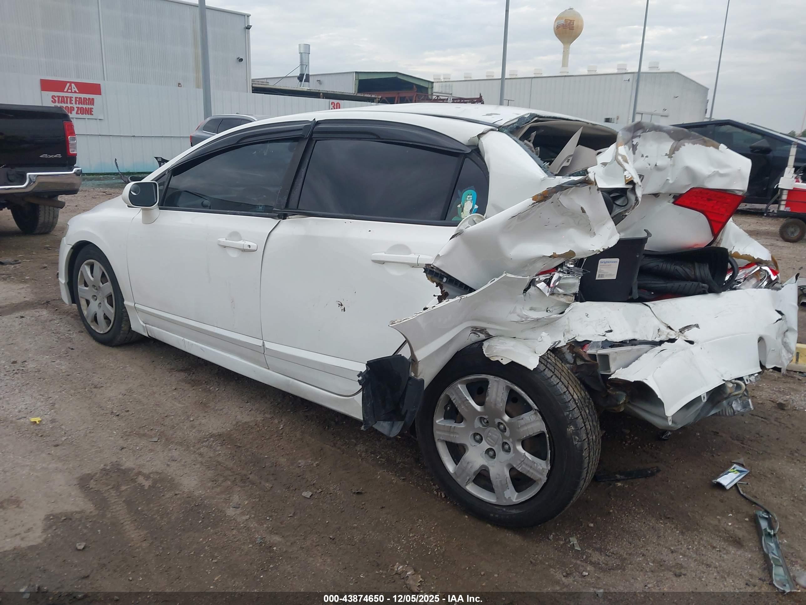 HONDA CIVIC image 3