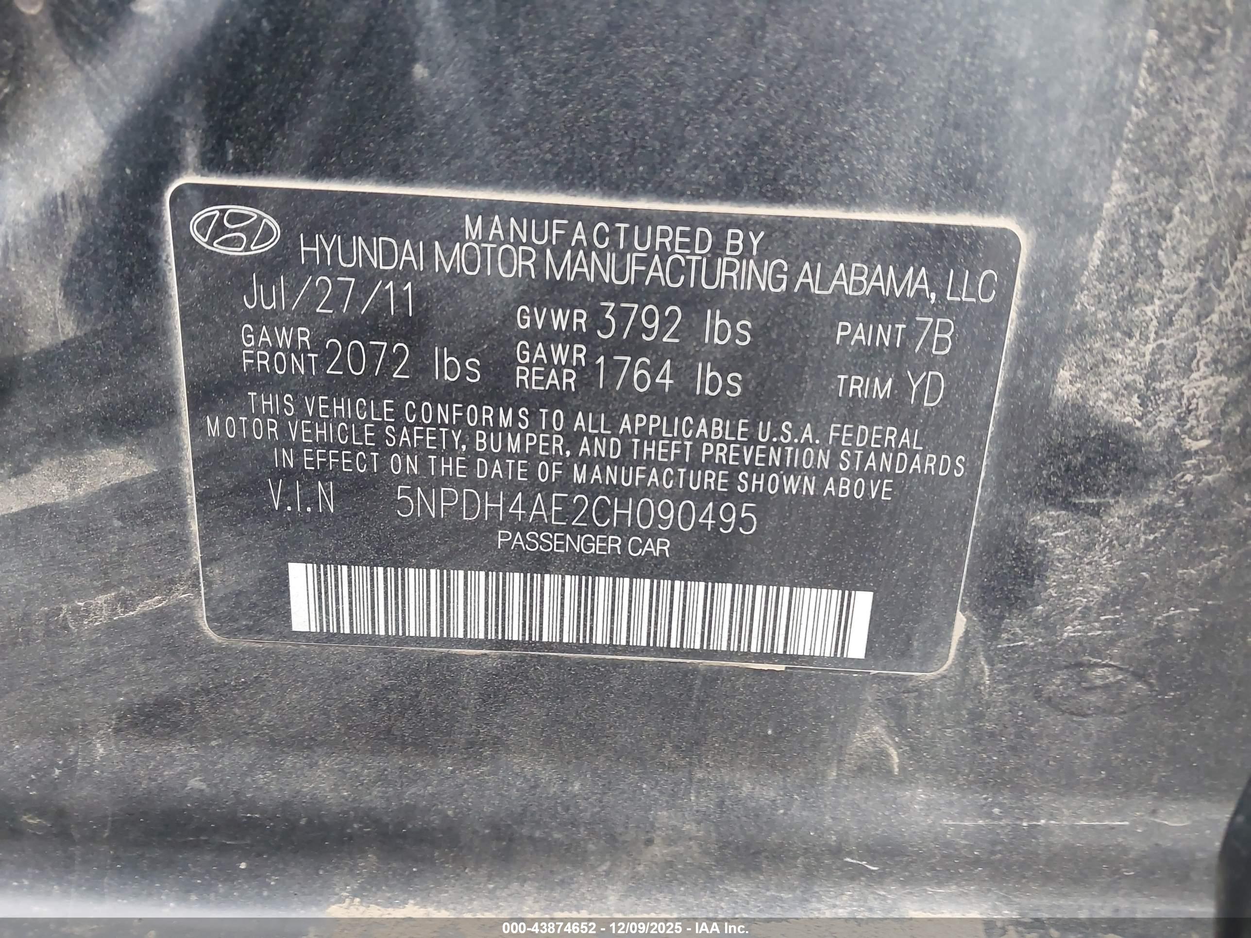HYUNDAI ELANTRA image 9