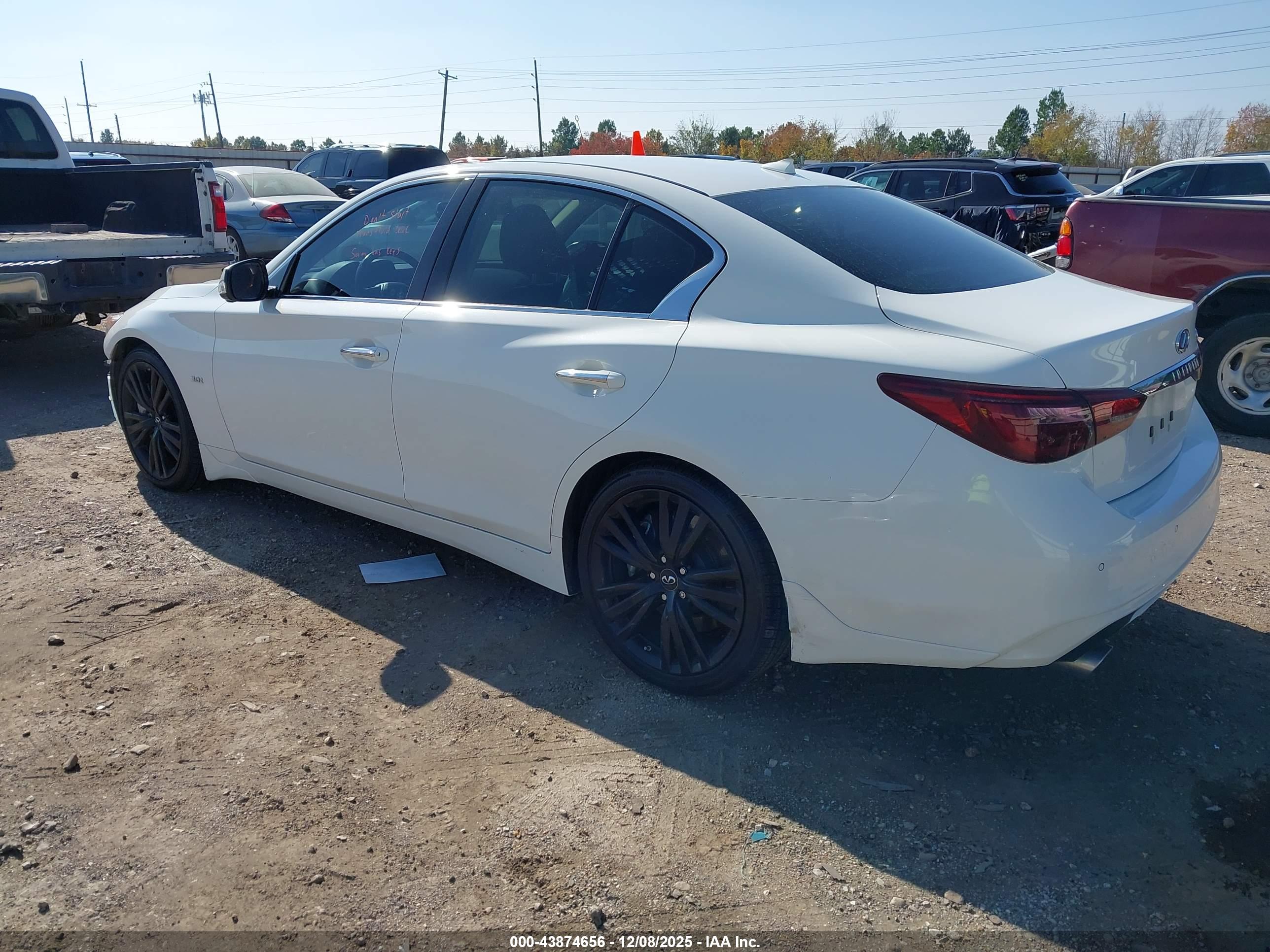 INFINITI Q50 image 3