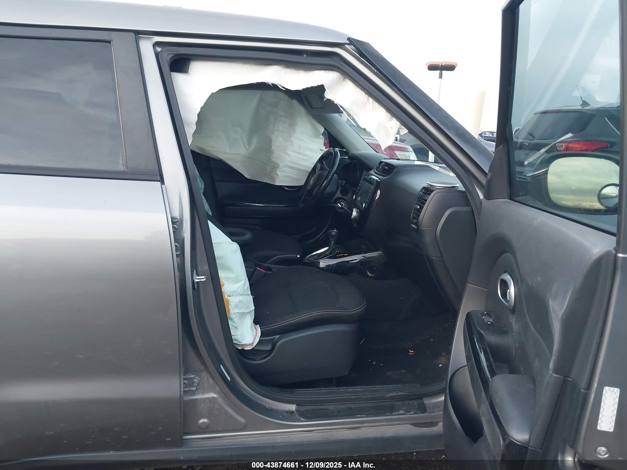 KIA SOUL image 5