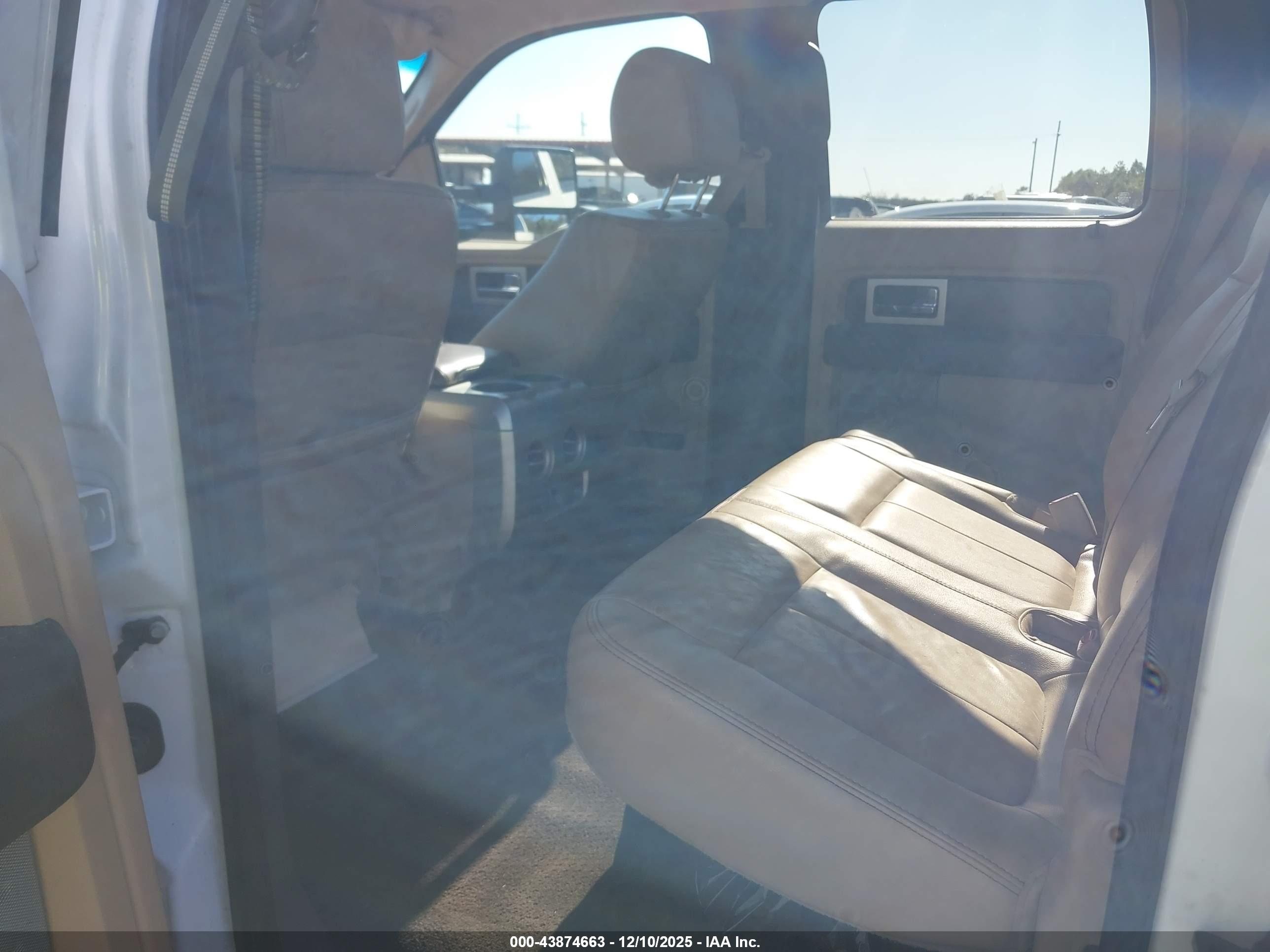 FORD F-150 image 8