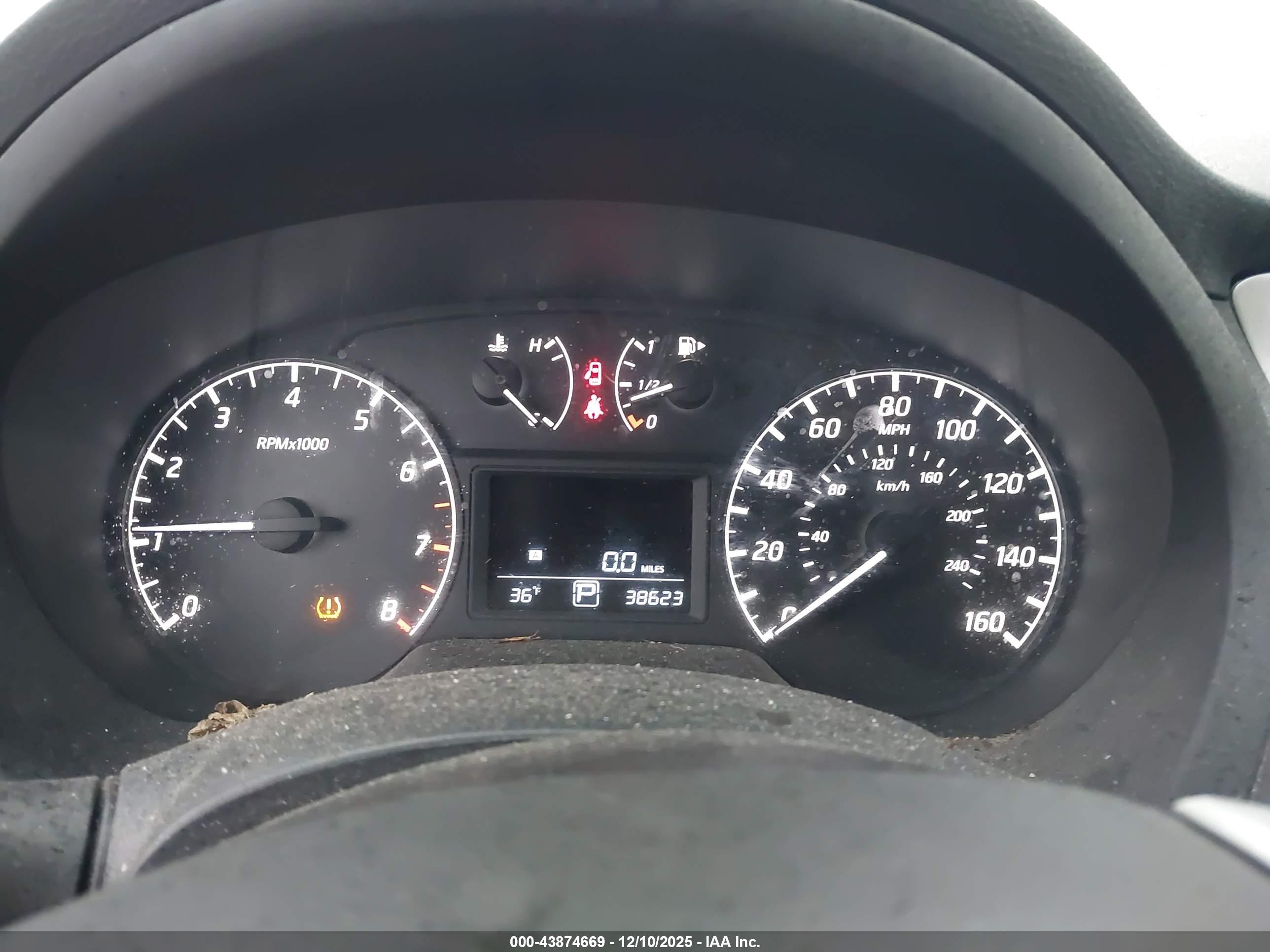 NISSAN SENTRA image 7